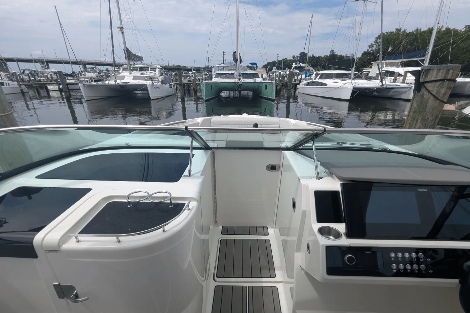 2023 Sea Ray 350 SLX Image Thumbnail #6