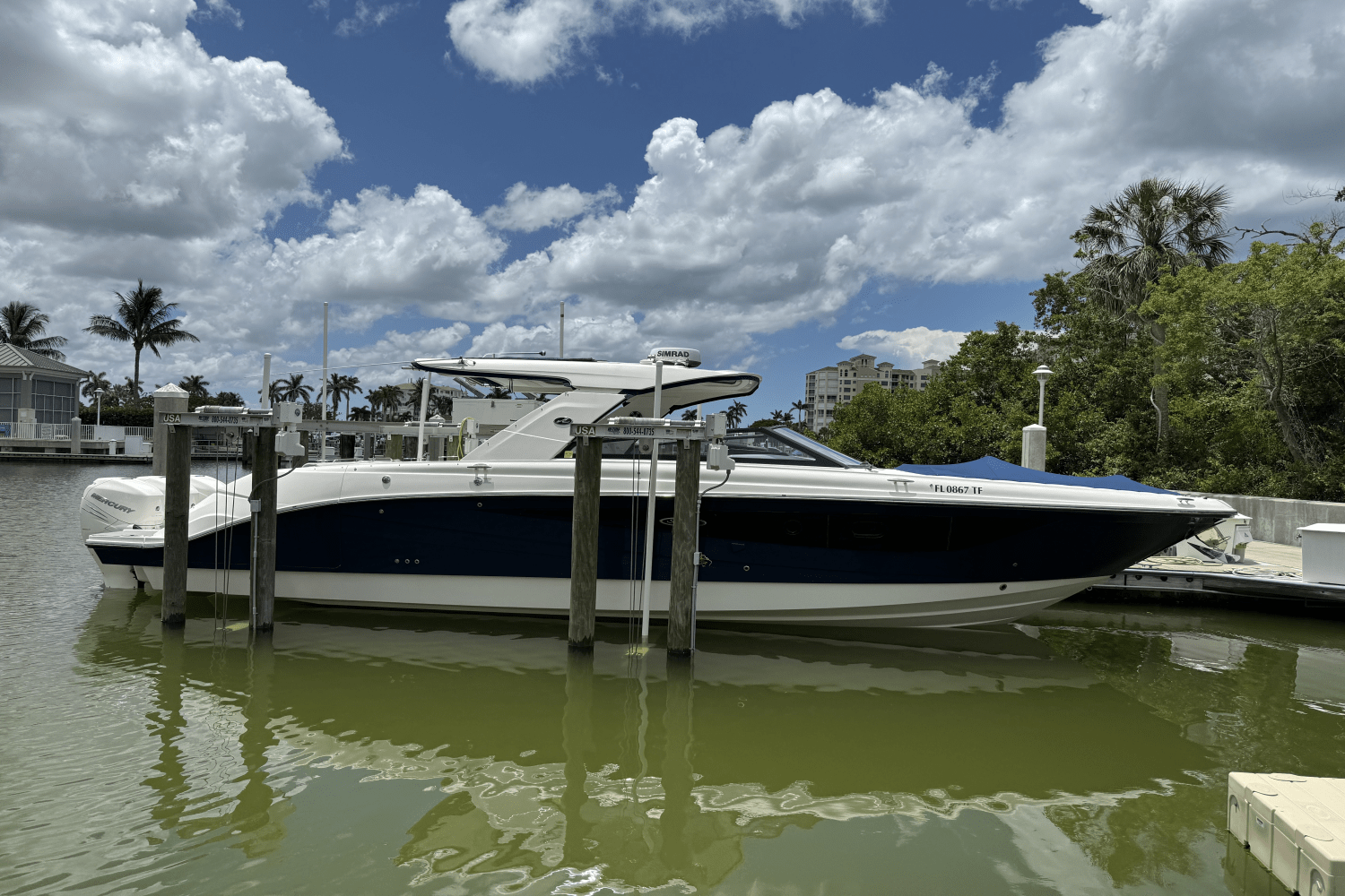 2022 Sea Ray 400 SLX-OB Image Thumbnail #5