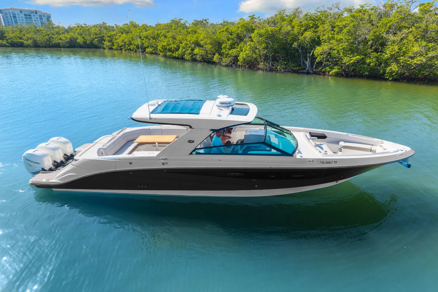 2022 Sea Ray 400 SLX-OB Image Thumbnail #0