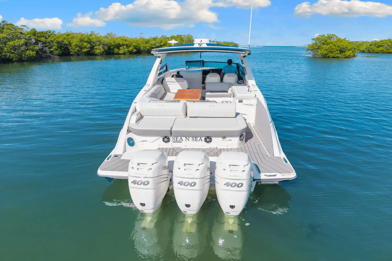 2022 Sea Ray 400 SLX-OB Image Thumbnail #12