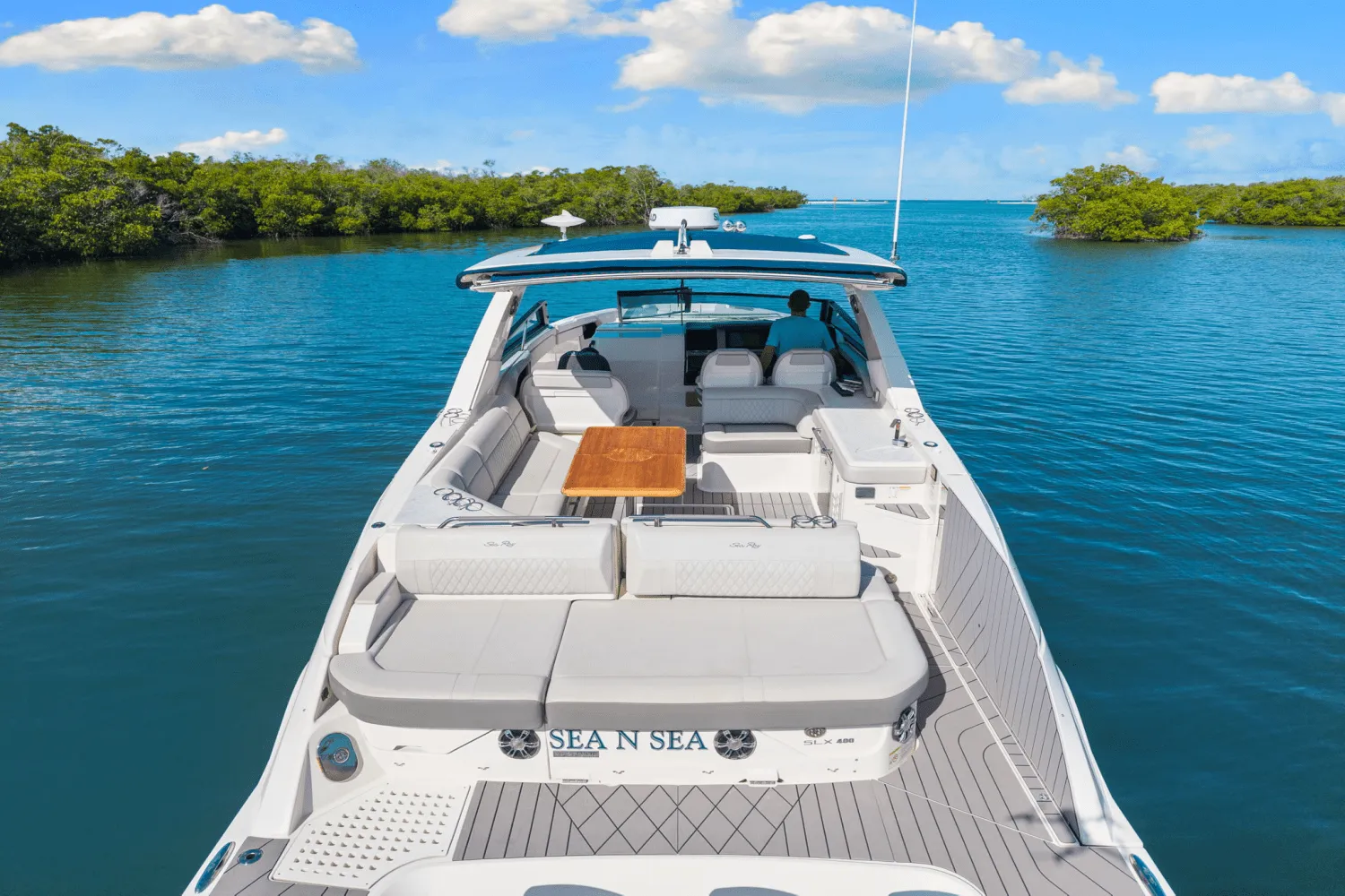 2022 Sea Ray 400 SLX-OB Image Thumbnail #11