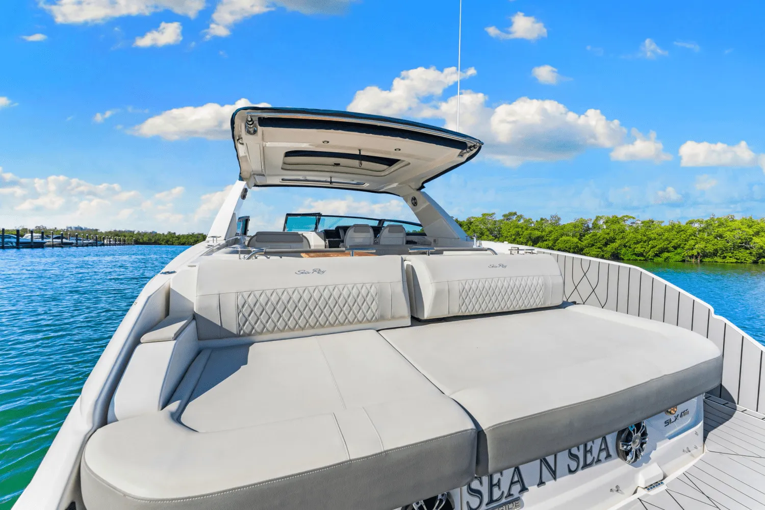 2022 Sea Ray 400 SLX-OB Image Thumbnail #25
