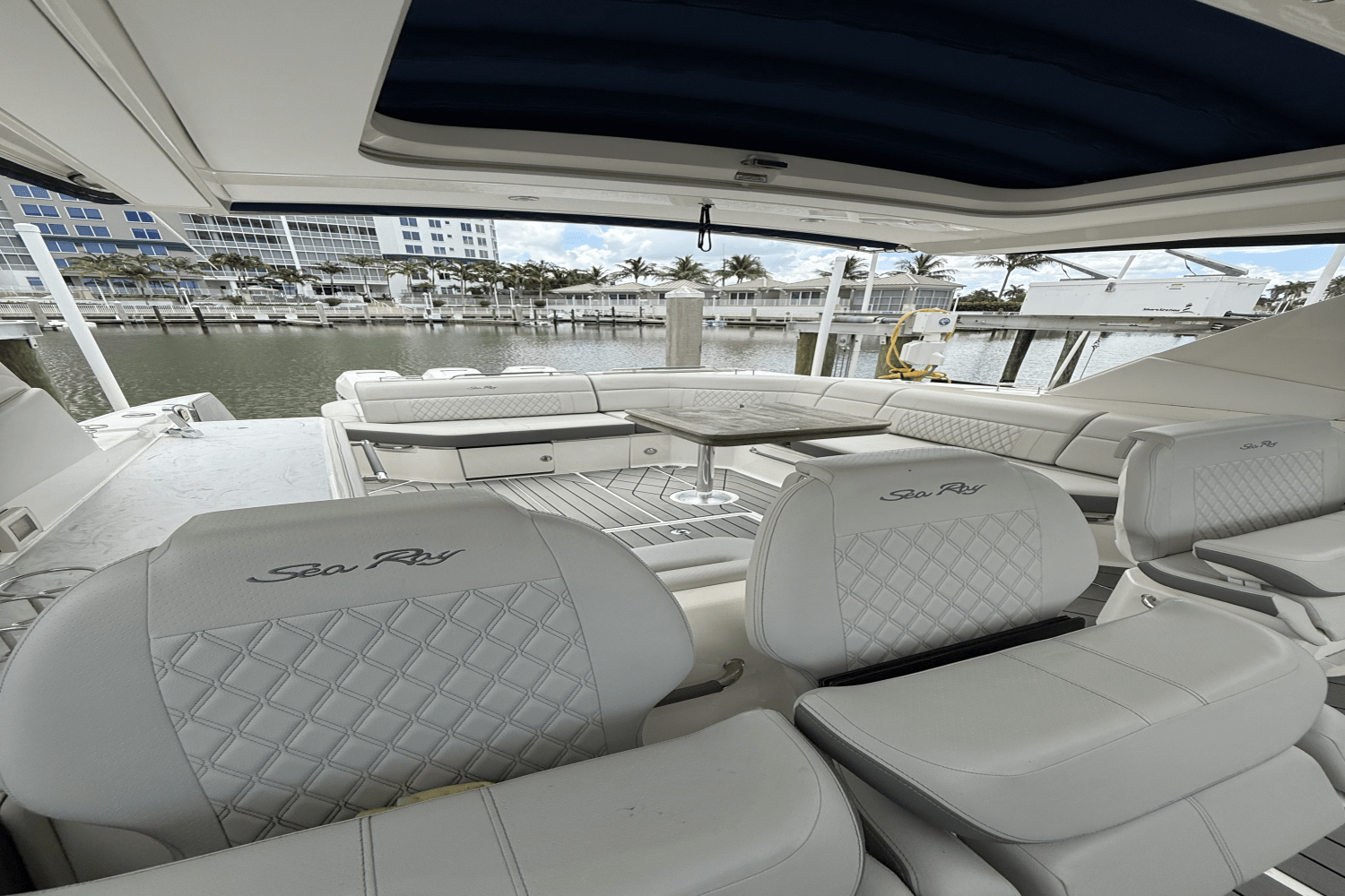 2022 Sea Ray 400 SLX-OB Image Thumbnail #16