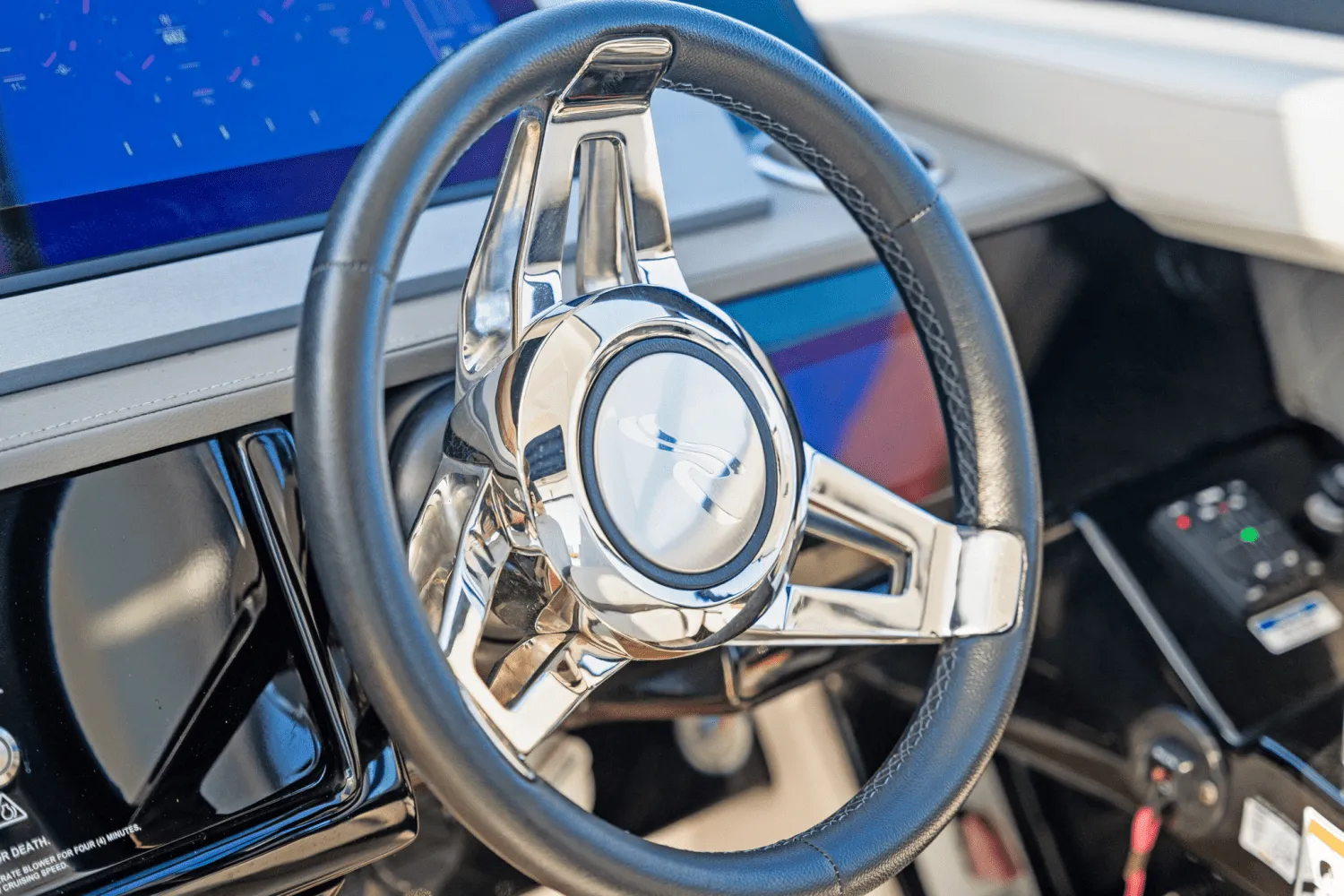 2022 Sea Ray 400 SLX-OB Image Thumbnail #41