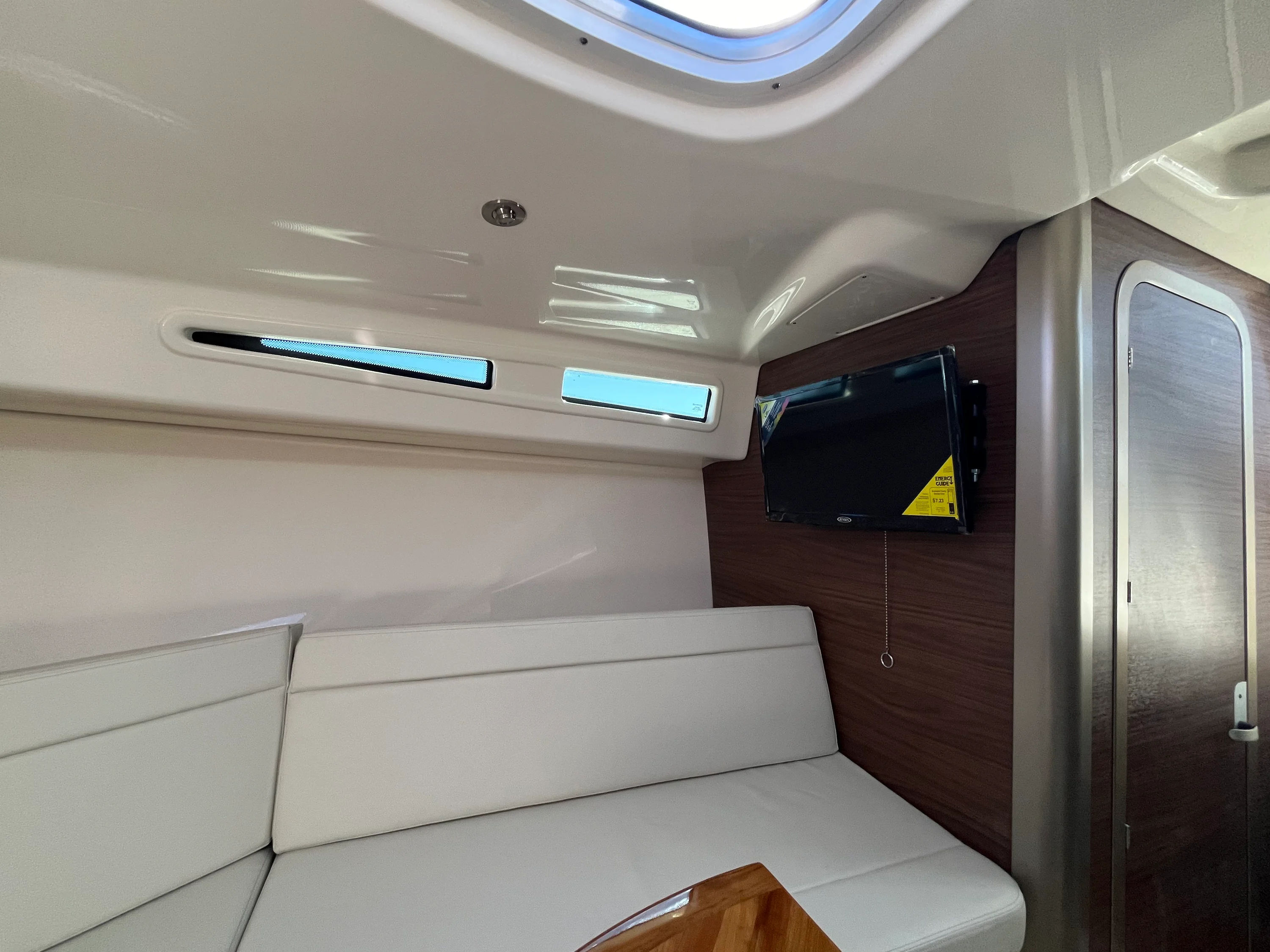 2026 Boston Whaler 325 Conquest Image Thumbnail #29