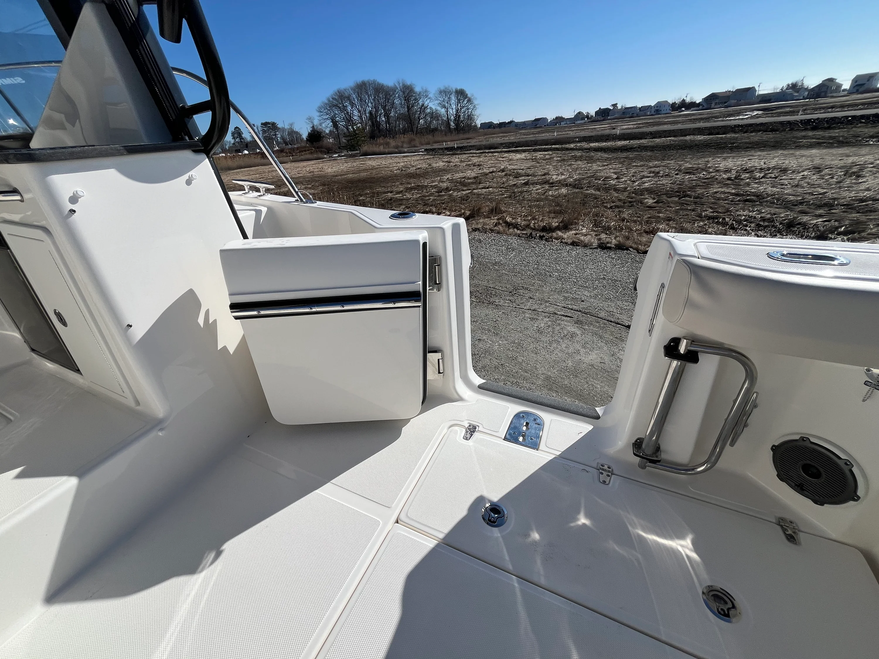 2026 Boston Whaler 325 Conquest Image Thumbnail #11