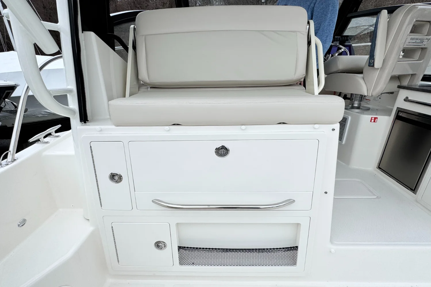 2026 Boston Whaler 325 Conquest Image Thumbnail #18