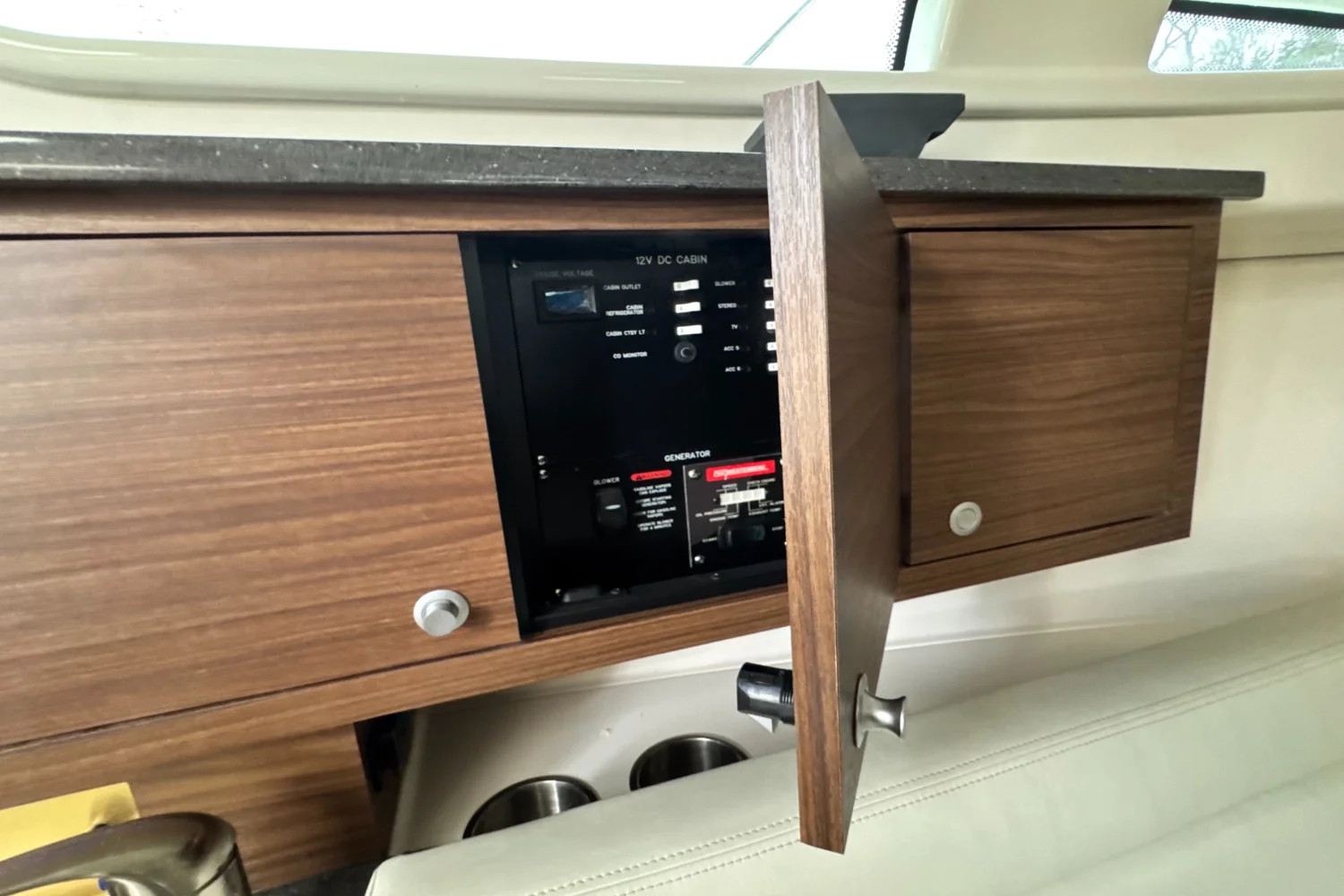 2026 Boston Whaler 325 Conquest Image Thumbnail #40