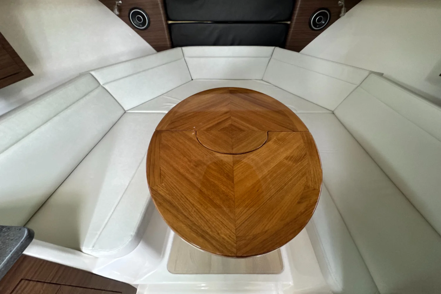 2026 Boston Whaler 325 Conquest Image Thumbnail #38