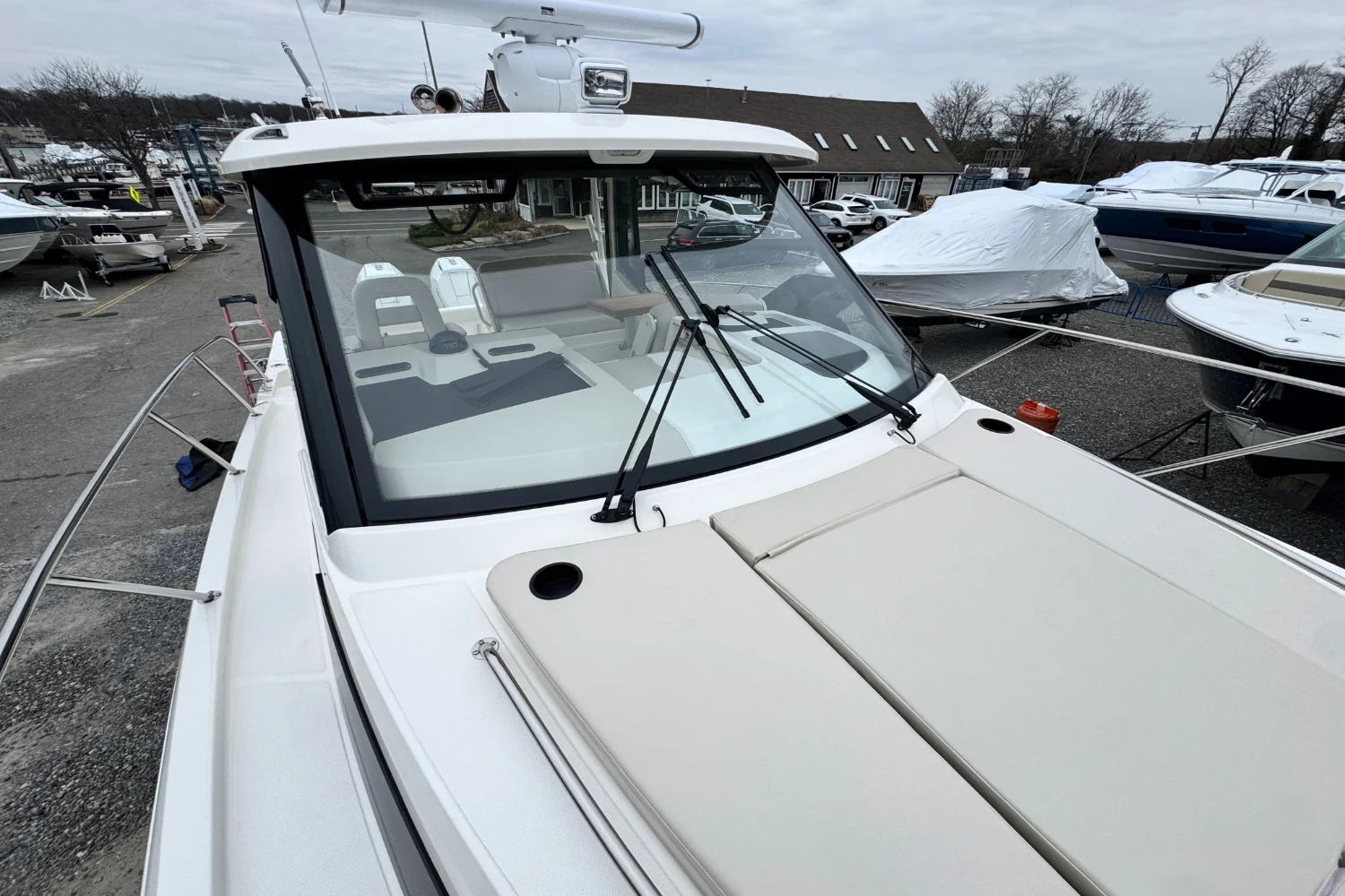 2026 Boston Whaler 325 Conquest Image Thumbnail #49