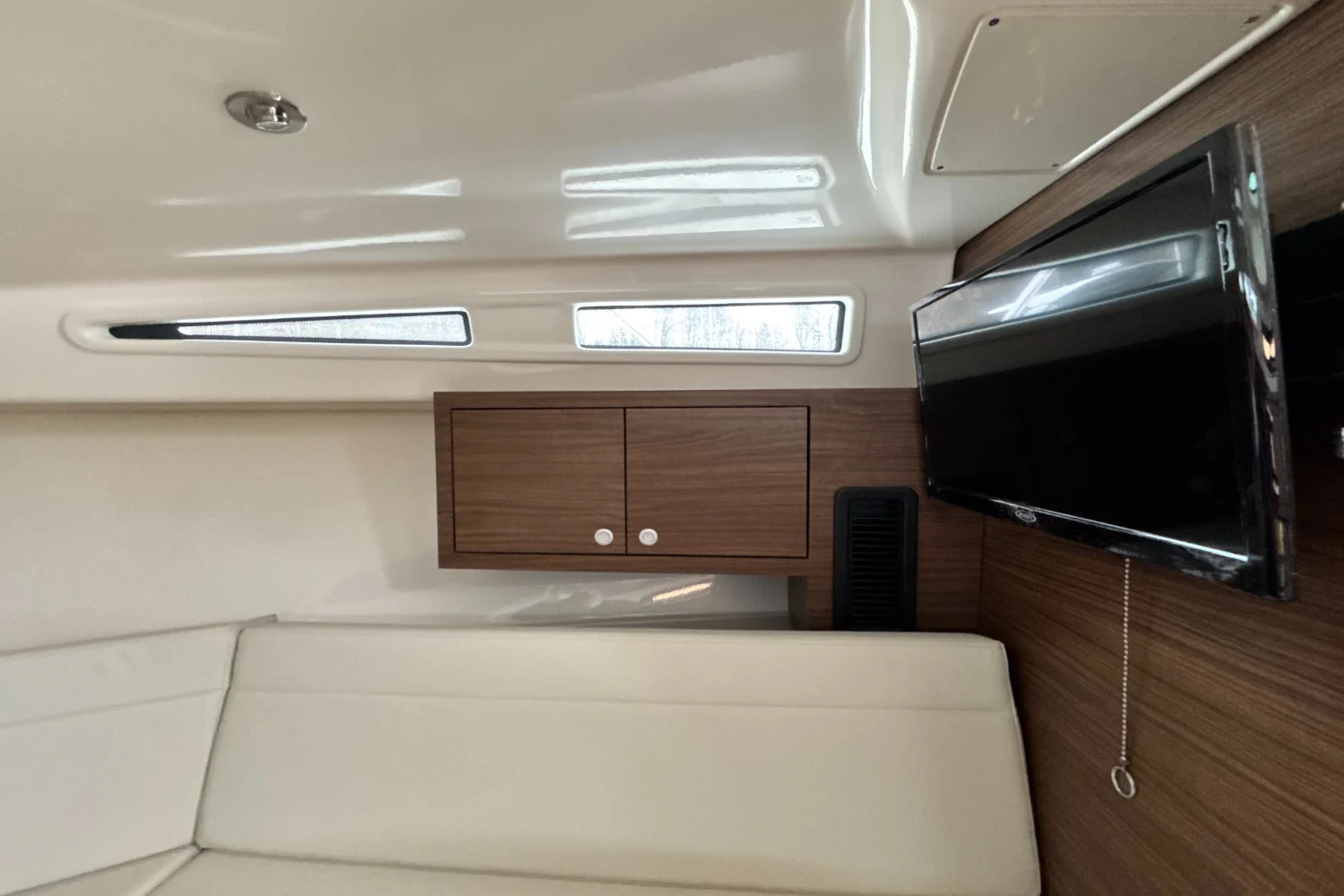 2026 Boston Whaler 325 Conquest Image Thumbnail #39