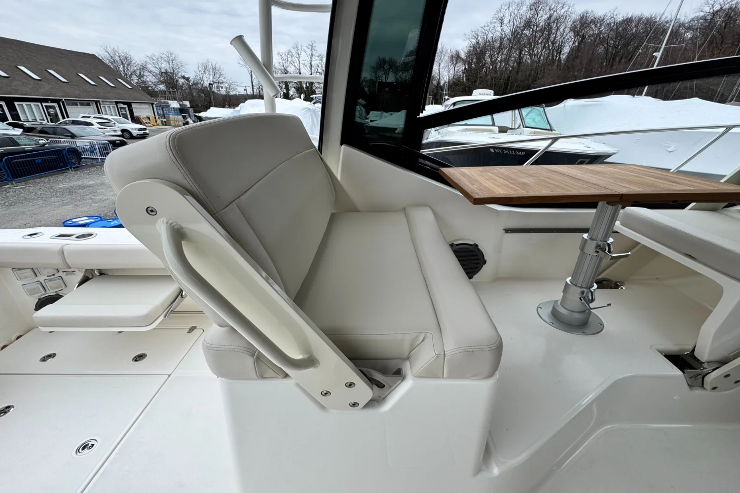 2026 Boston Whaler 325 Conquest Image Thumbnail #29