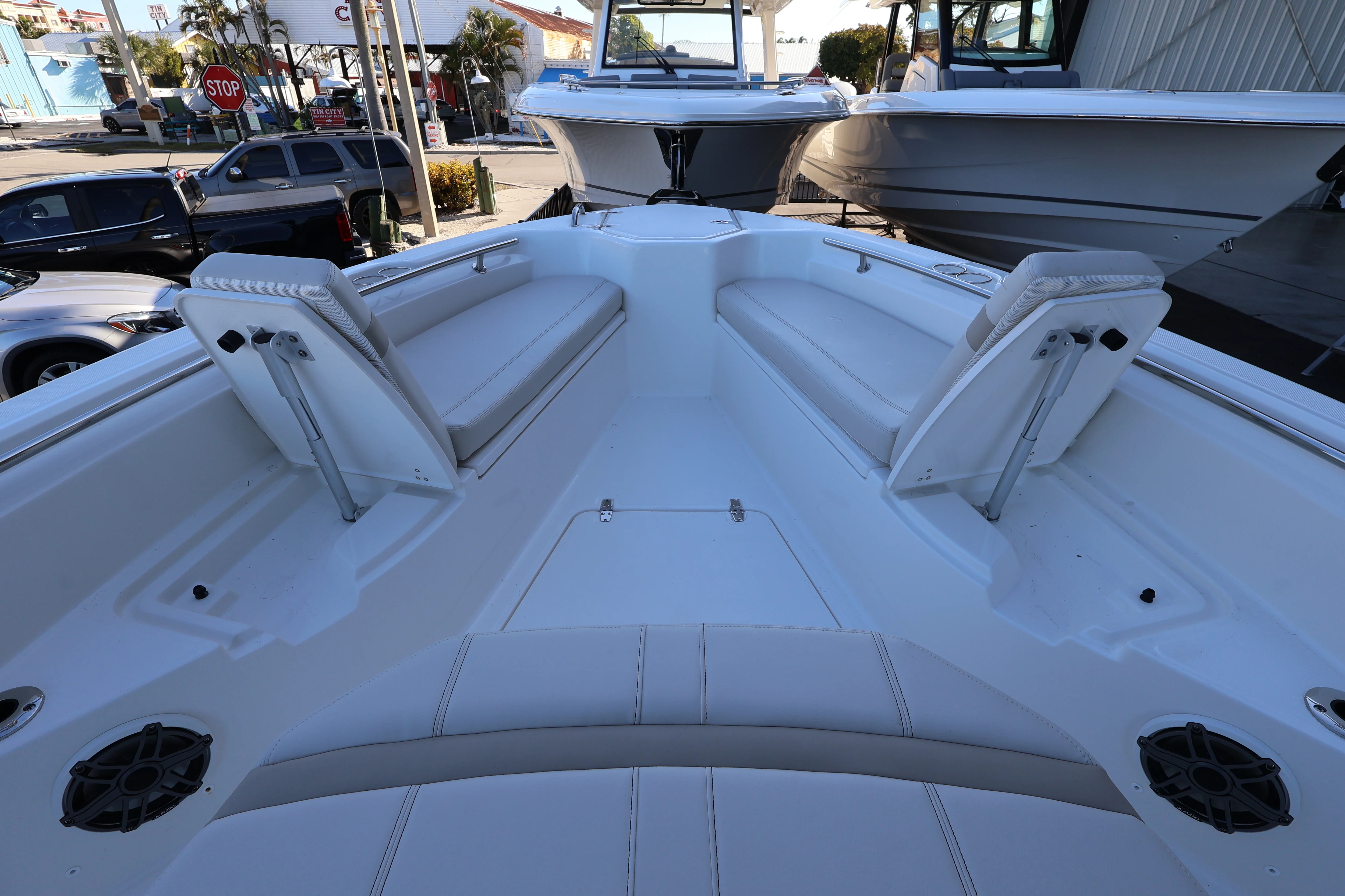 2026 Boston Whaler 280 Dauntless Image Thumbnail #23