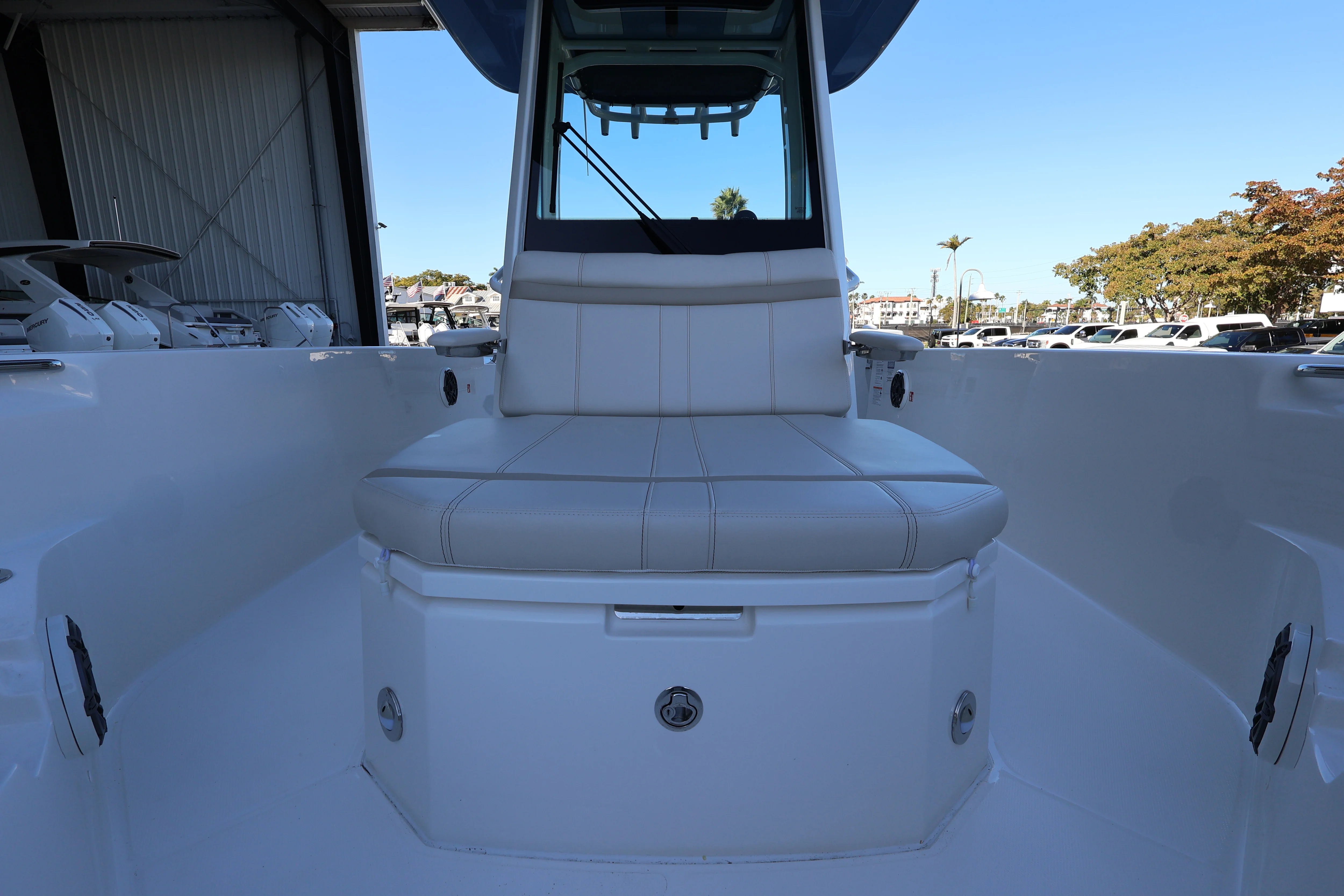 2026 Boston Whaler 280 Dauntless Image Thumbnail #25