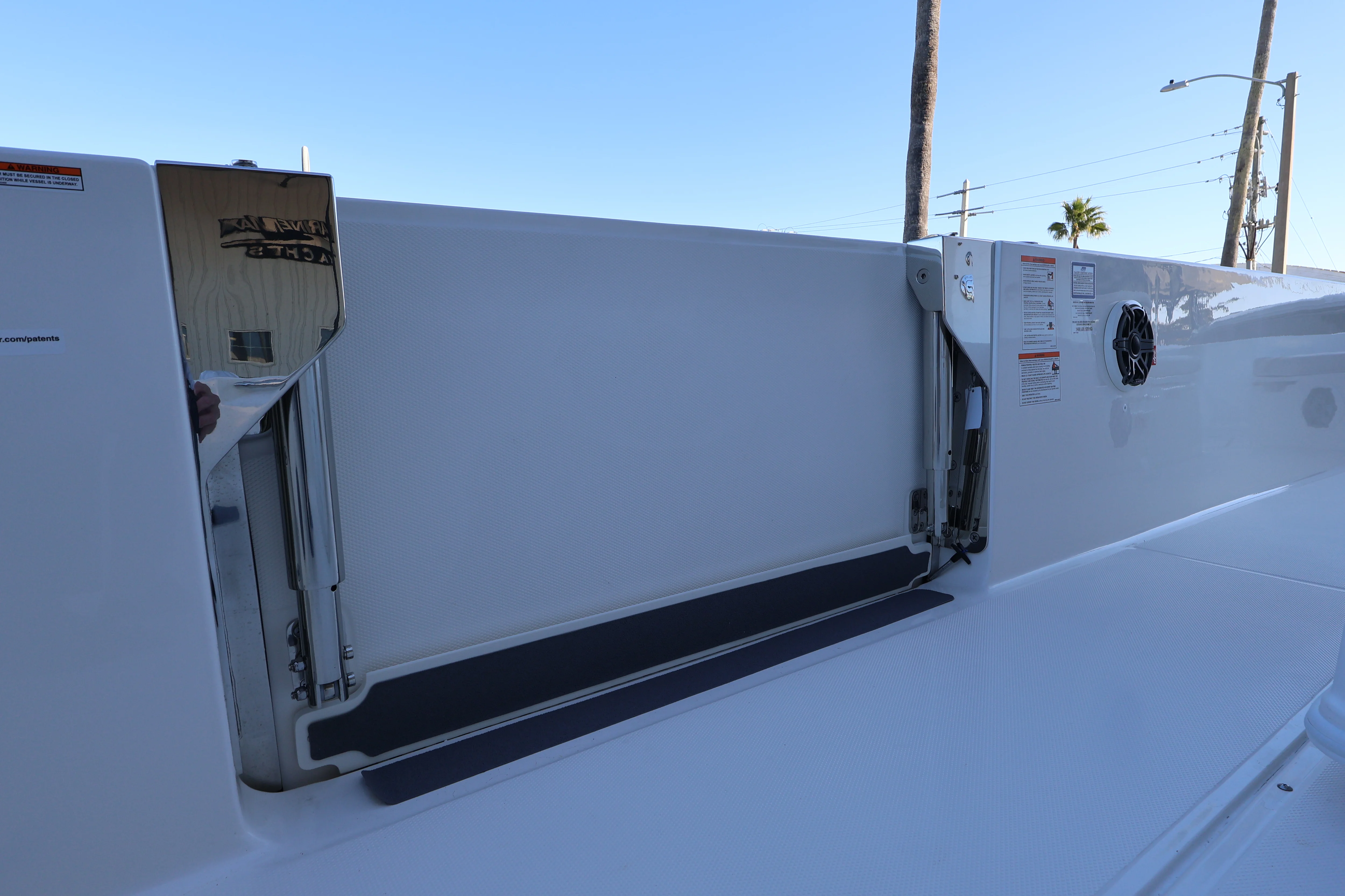 2026 Boston Whaler 280 Dauntless Image Thumbnail #10