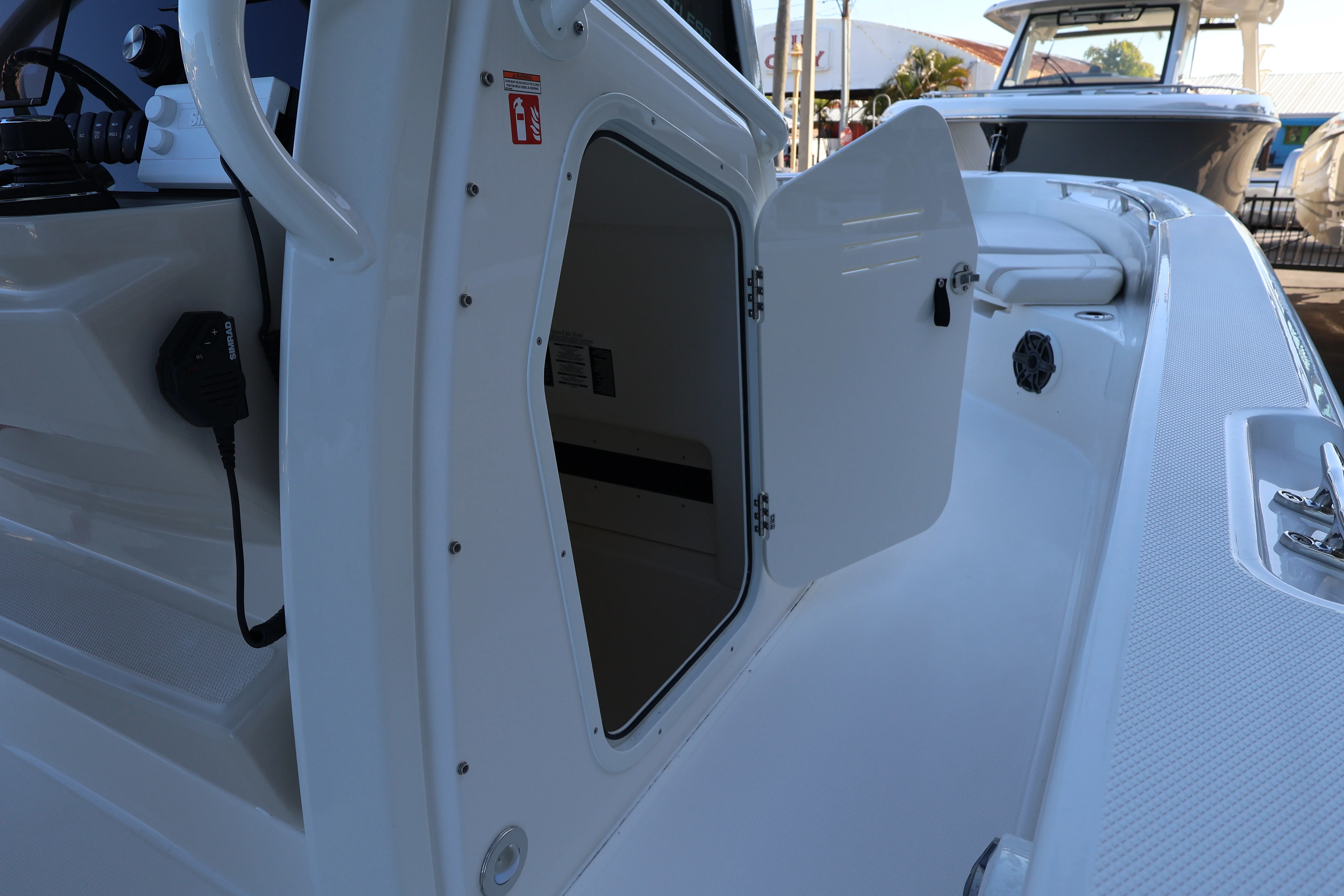 2026 Boston Whaler 280 Dauntless Image Thumbnail #19