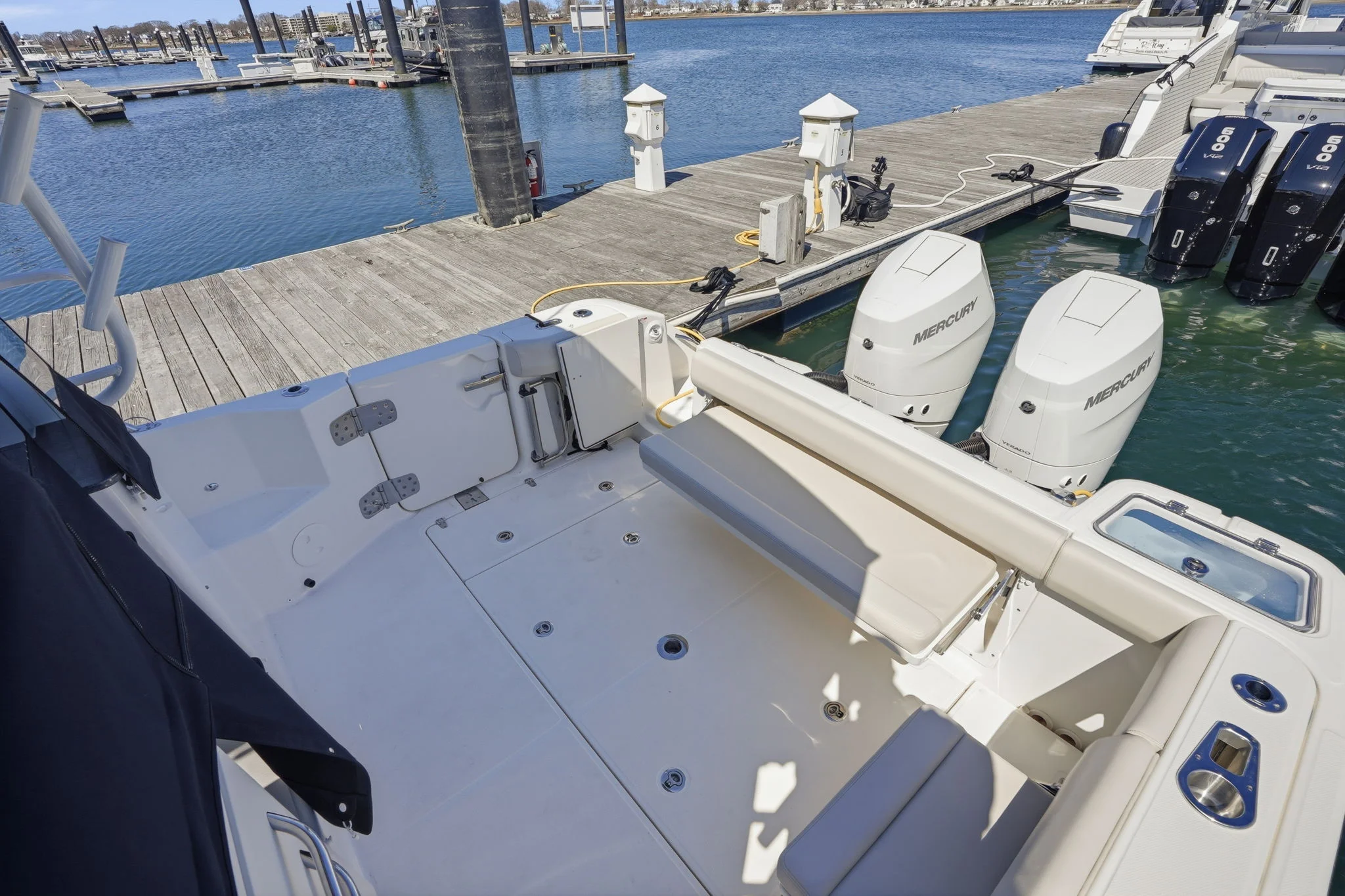2026 Boston Whaler 325 Conquest Image Thumbnail #6