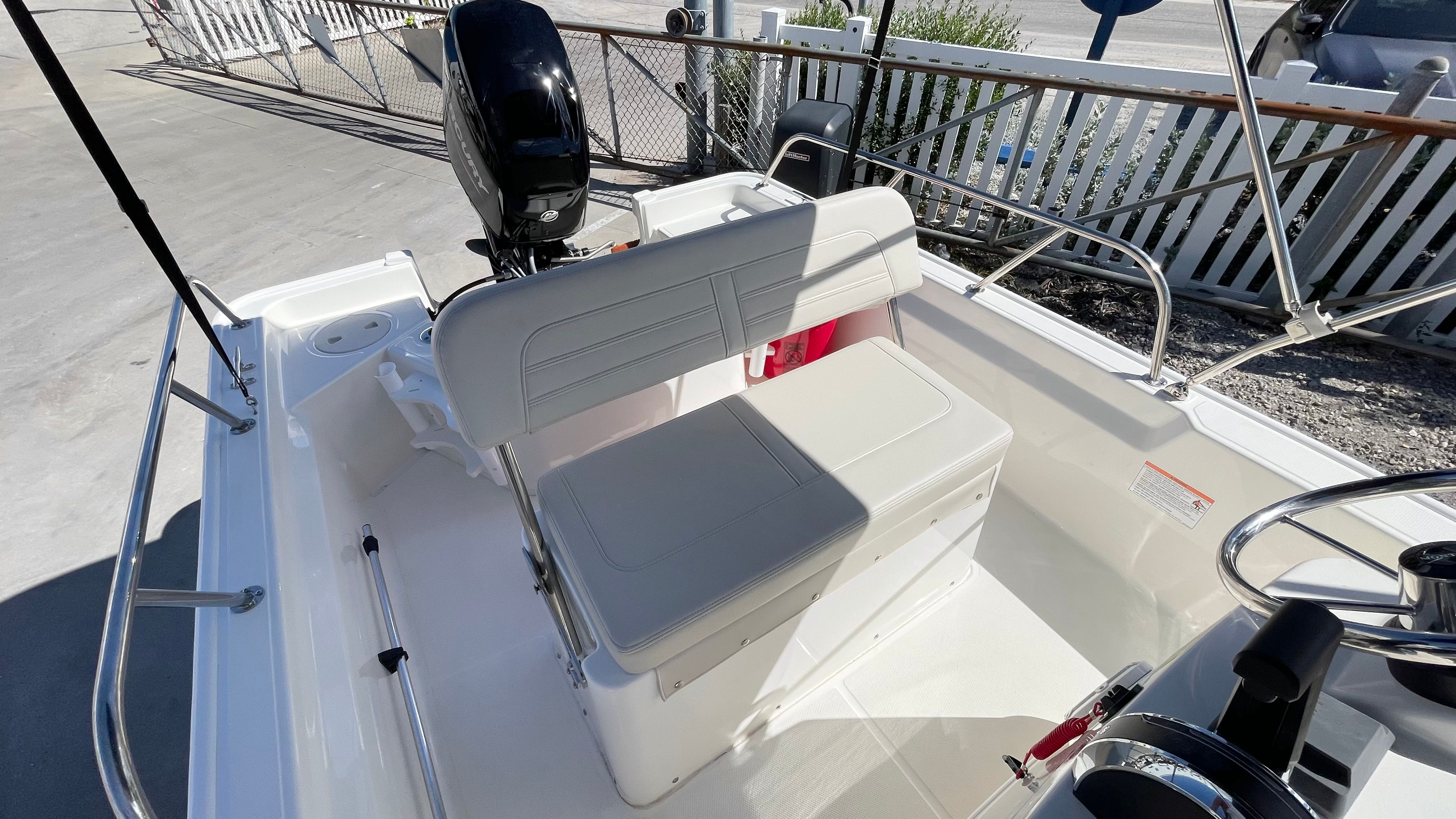 2026 Boston Whaler 150 Montauk Image Thumbnail #7