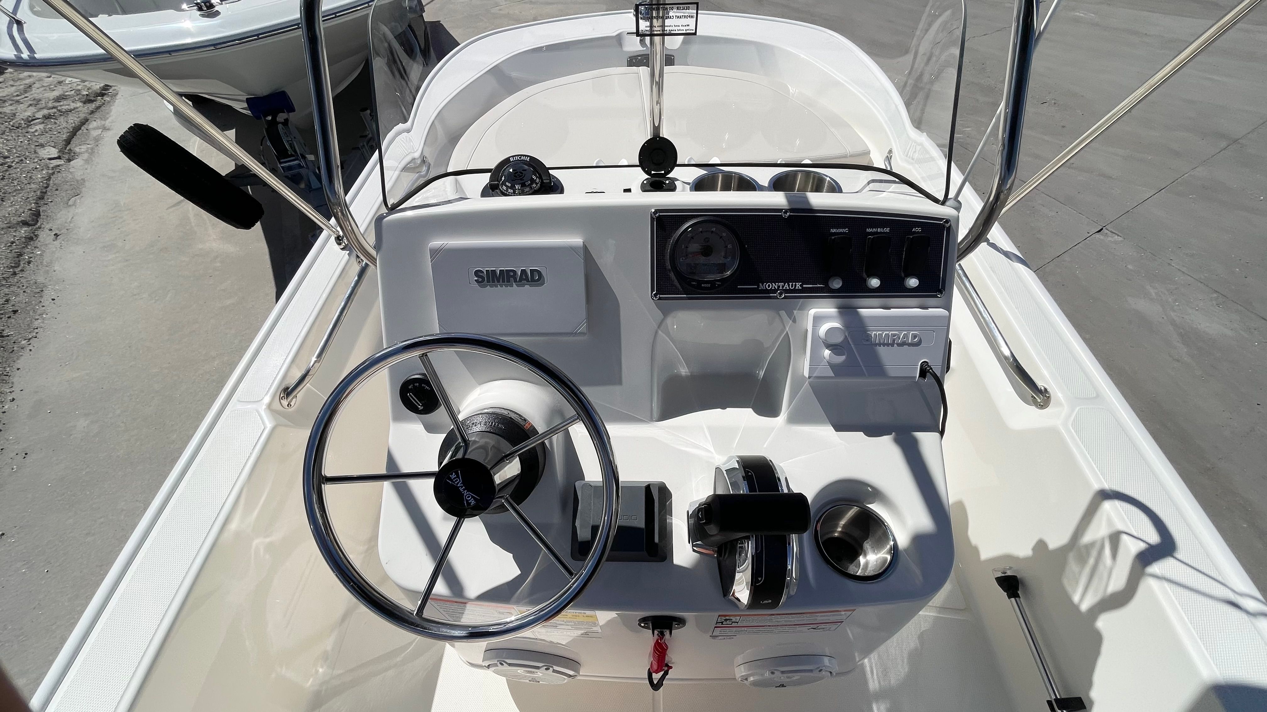 2026 Boston Whaler 150 Montauk Image Thumbnail #8