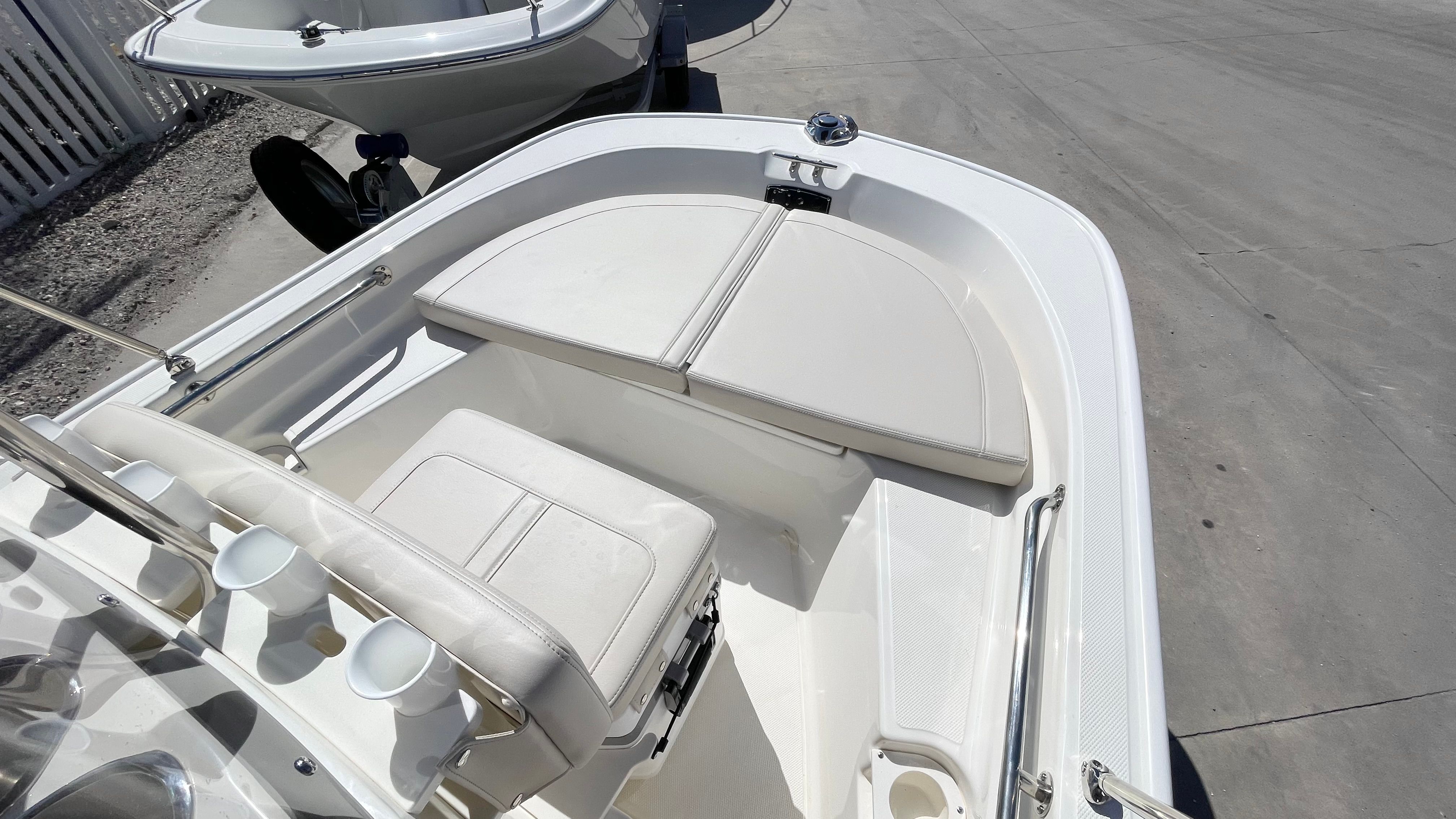 2026 Boston Whaler 150 Montauk Image Thumbnail #11