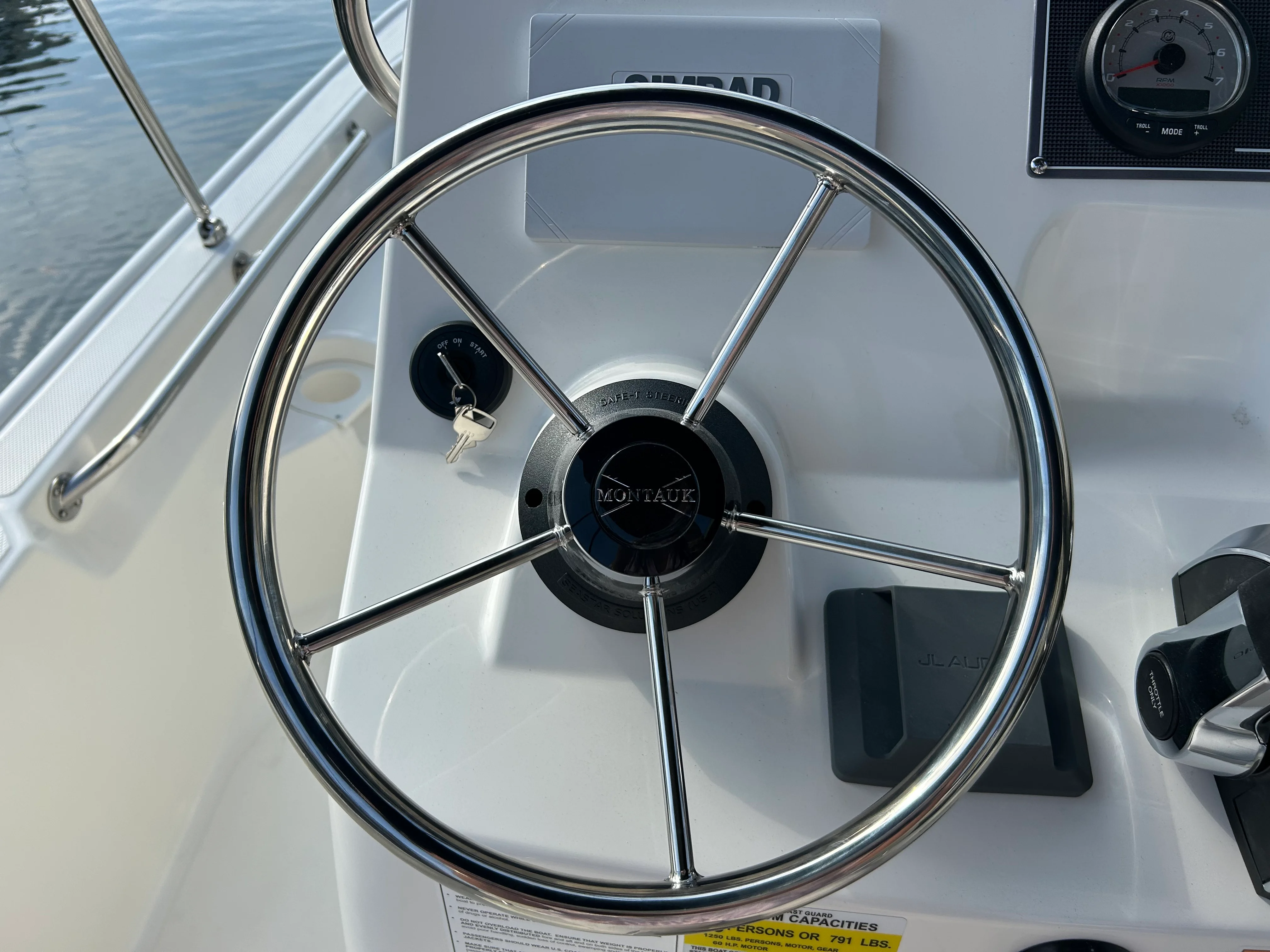 2026 Boston Whaler 150 Montauk Image Thumbnail #11