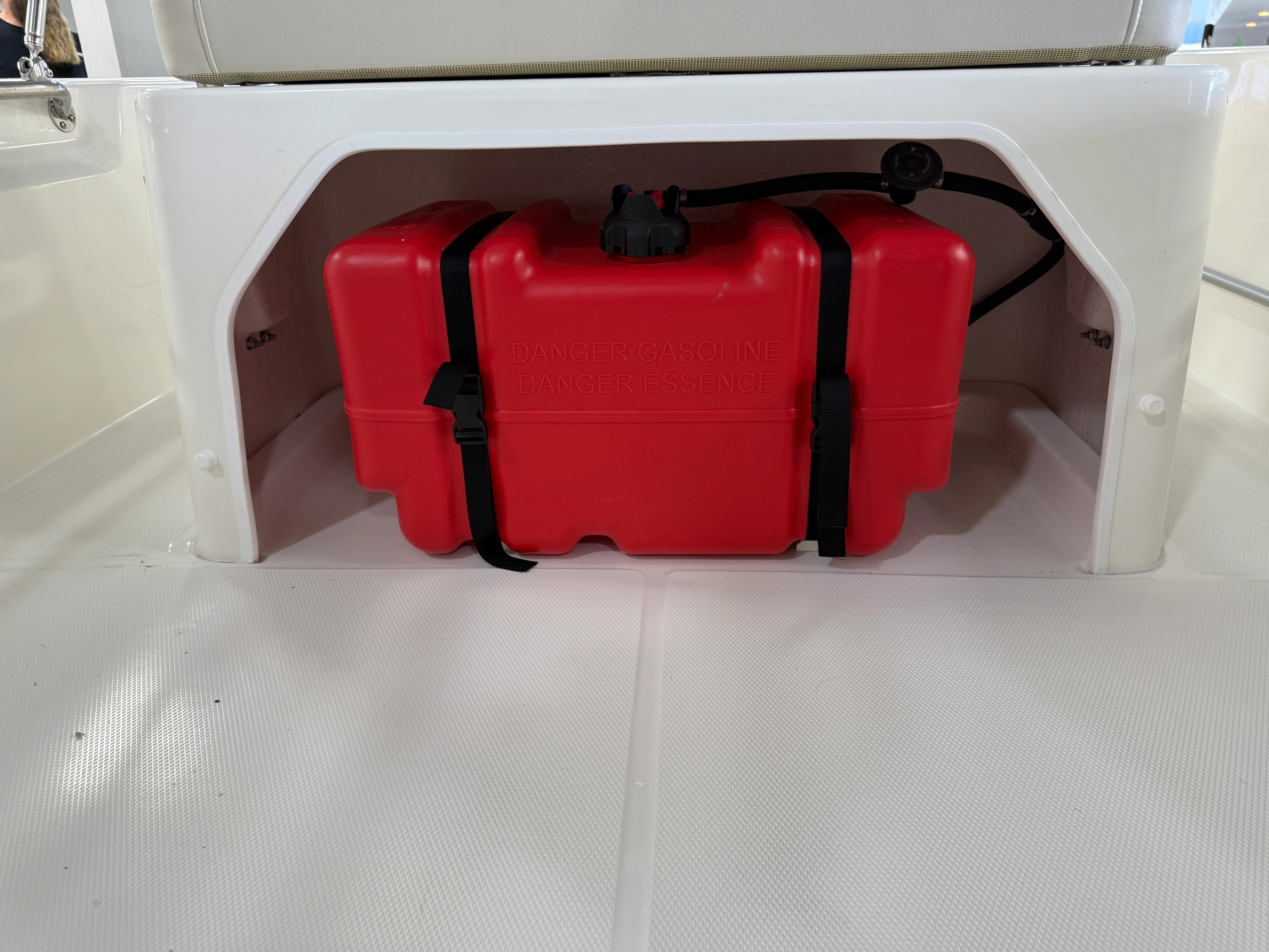 2026 Boston Whaler 150 Montauk Image Thumbnail #3