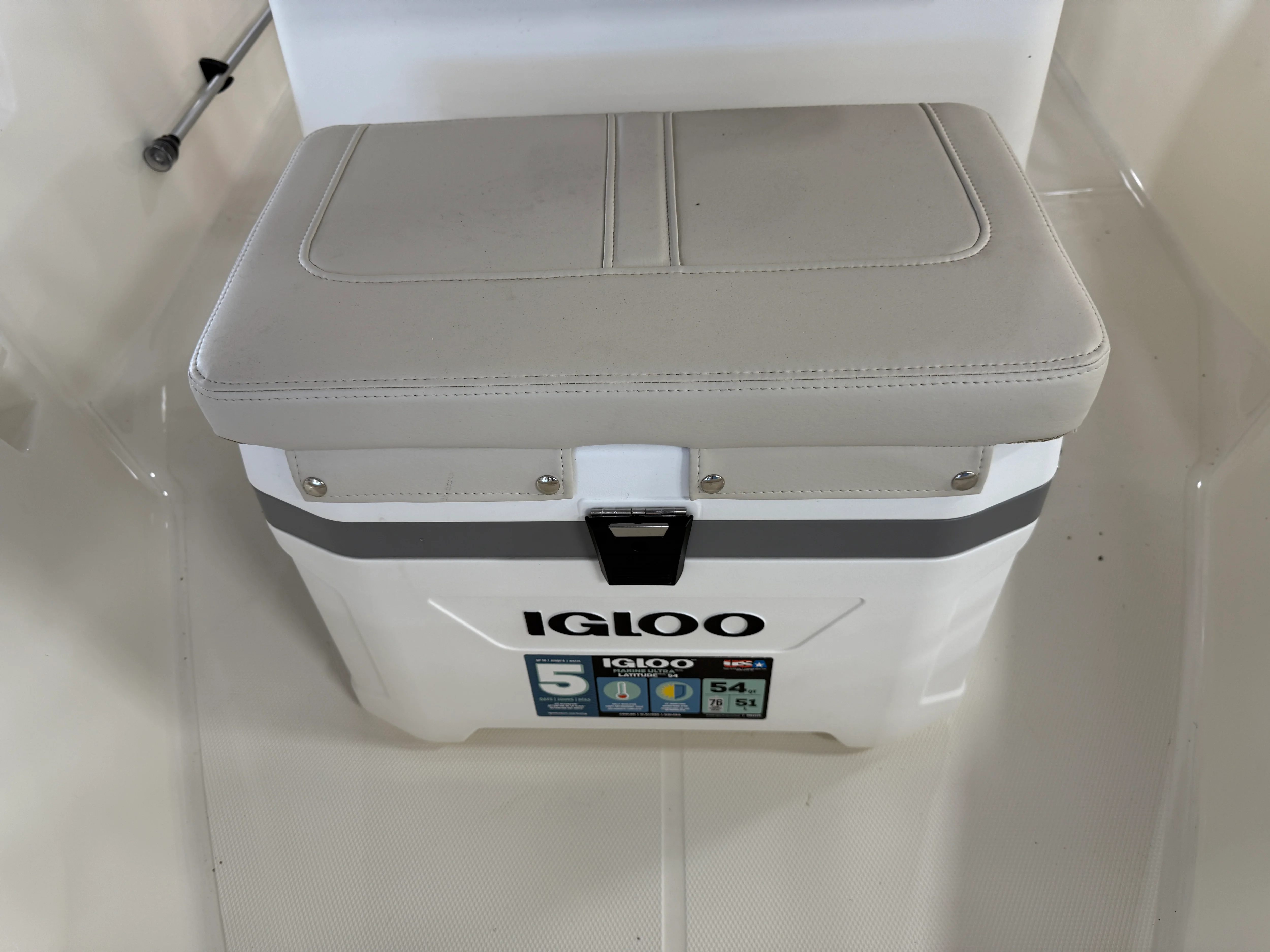 2026 Boston Whaler 150 Montauk Image Thumbnail #6