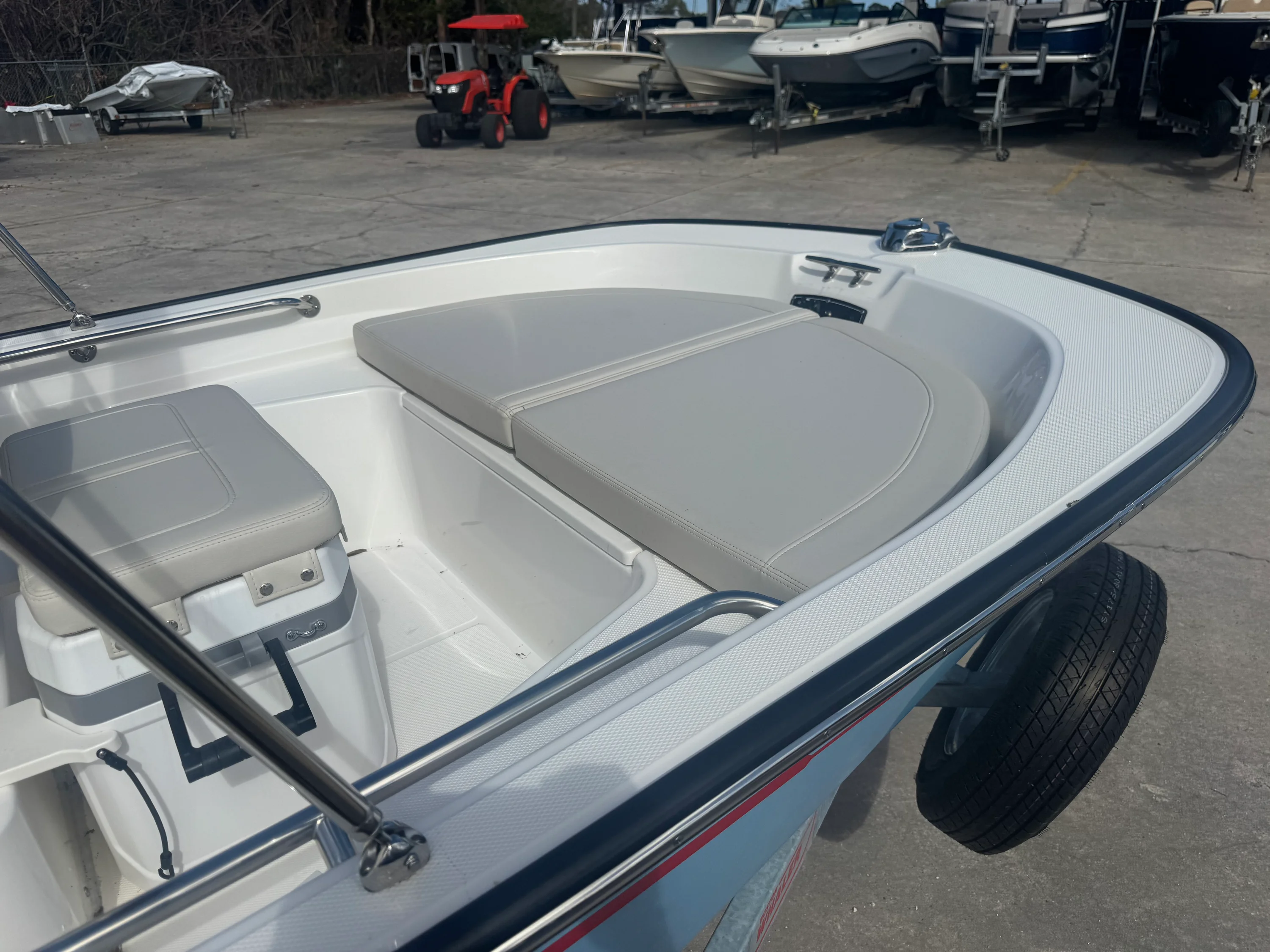 2026 Boston Whaler 150 Montauk Image Thumbnail #8