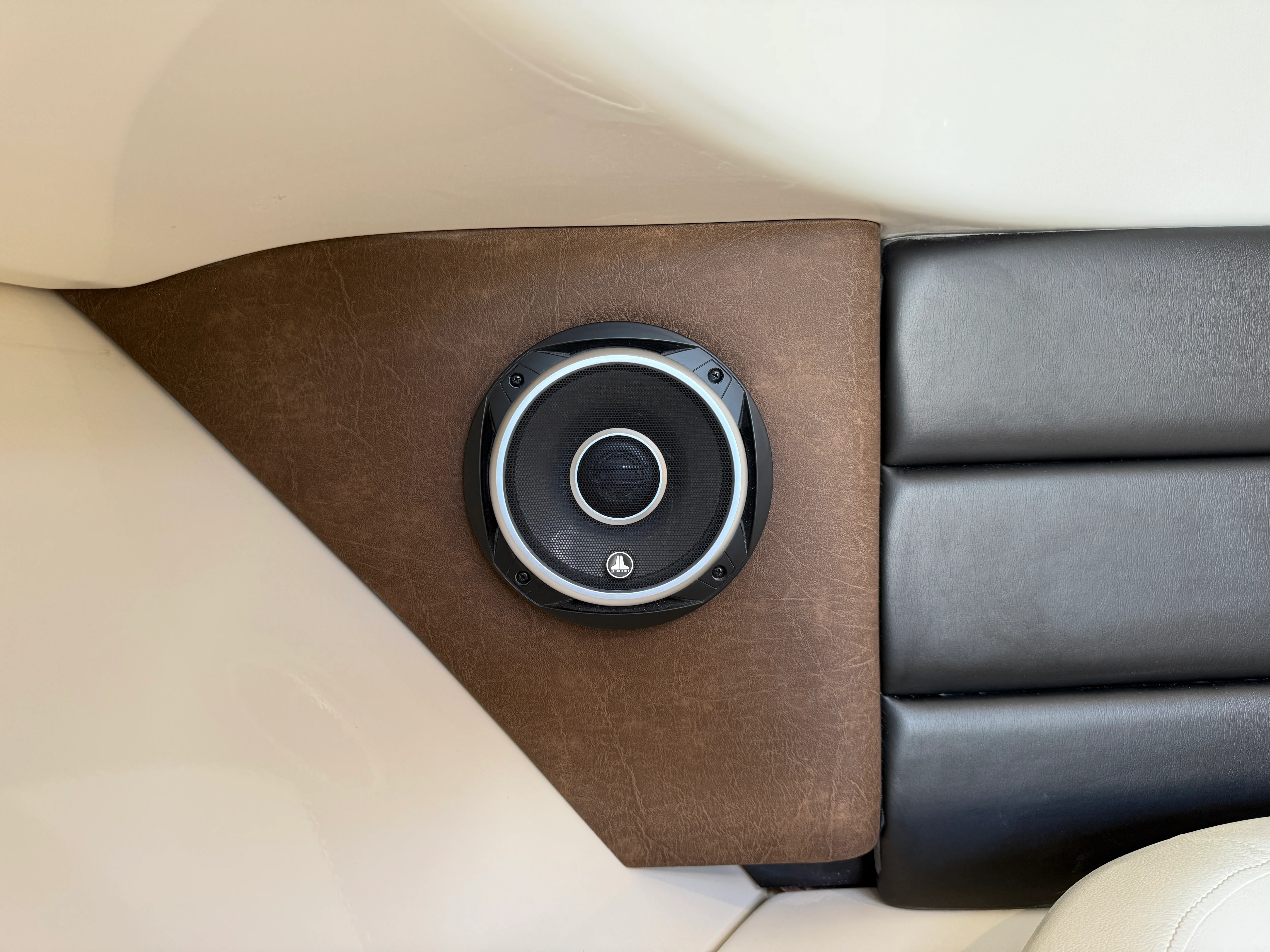 2026 Boston Whaler 285 Conquest Image Thumbnail #22