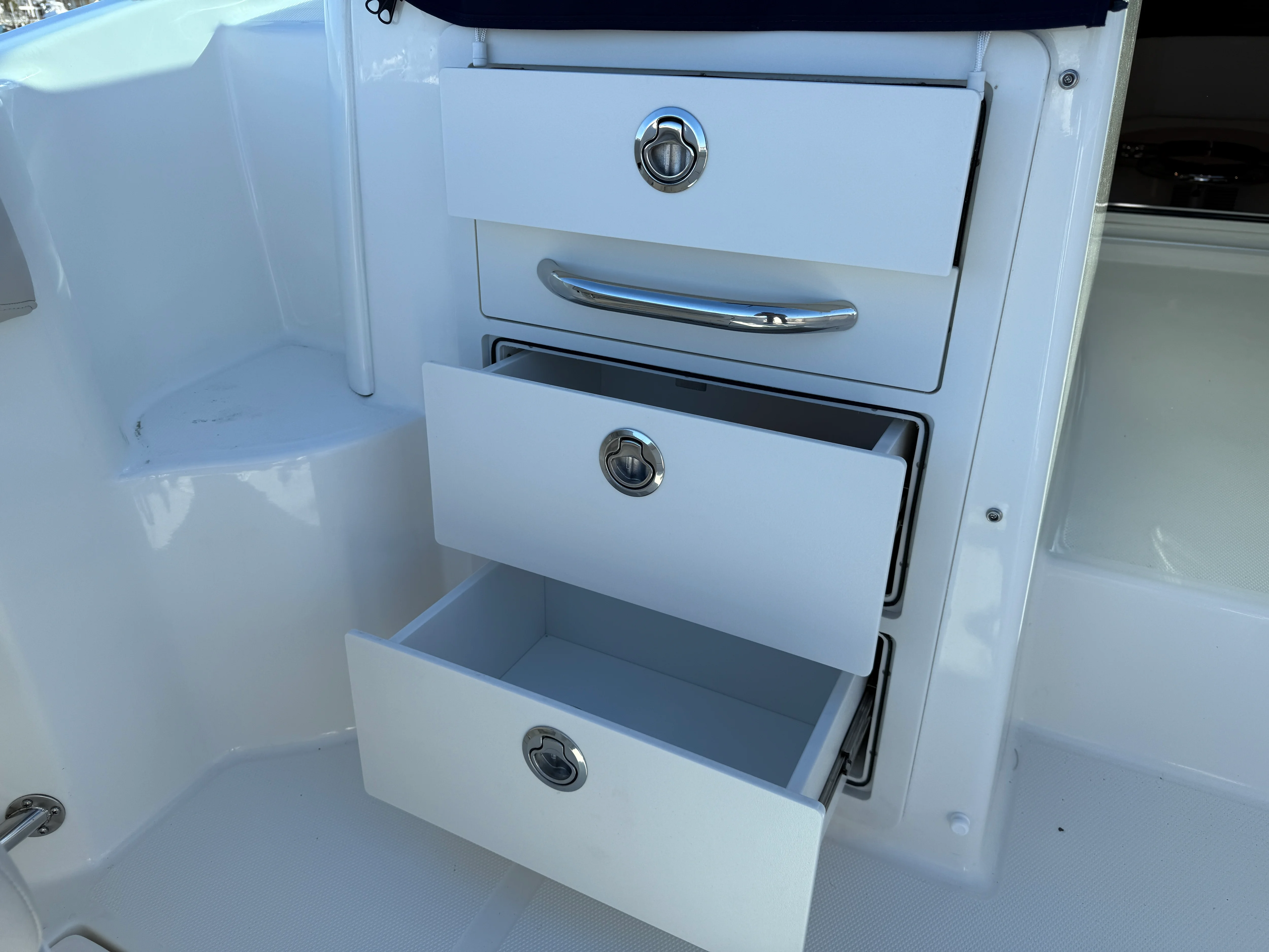 2026 Boston Whaler 285 Conquest Image Thumbnail #13