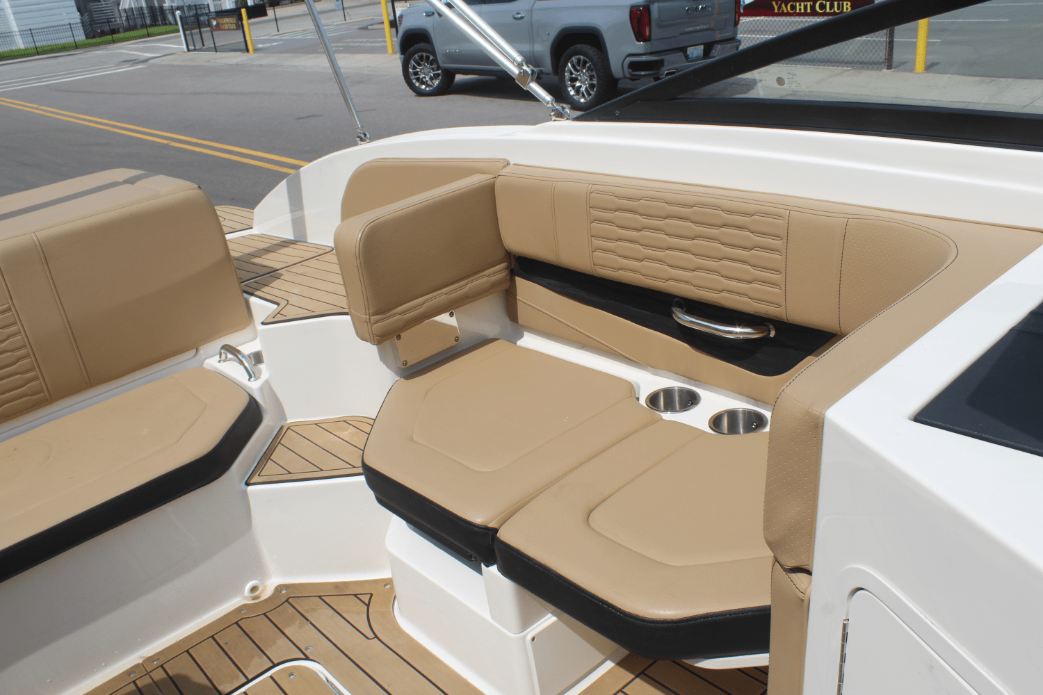 2021 Sea Ray 190 SPX-OB Image Thumbnail #10