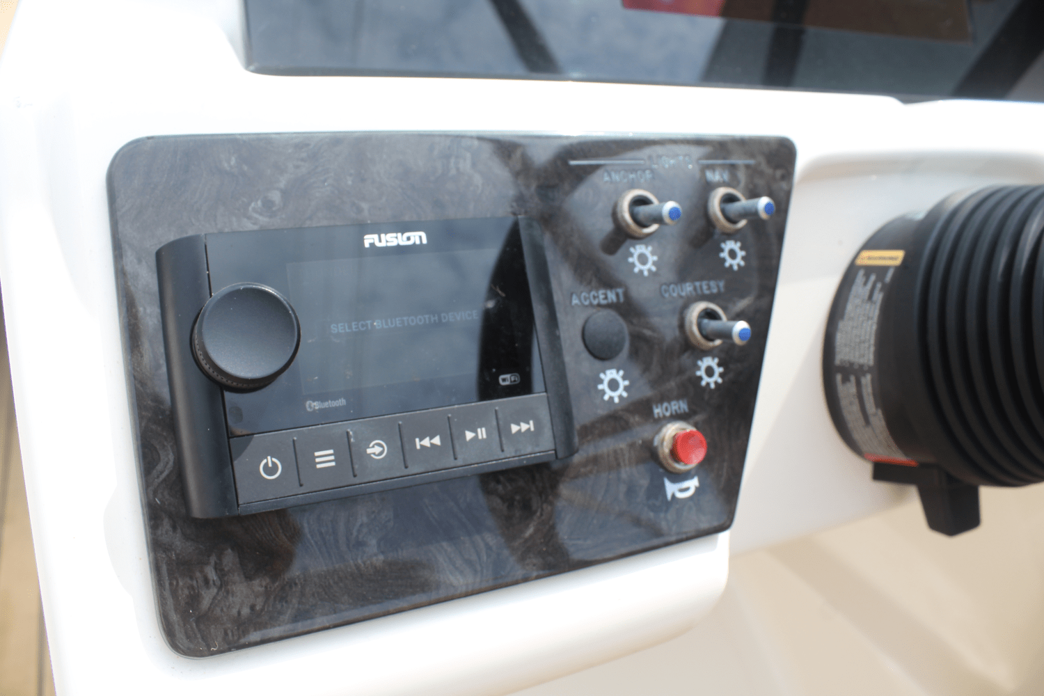 2021 Sea Ray 190 SPX-OB Image Thumbnail #14