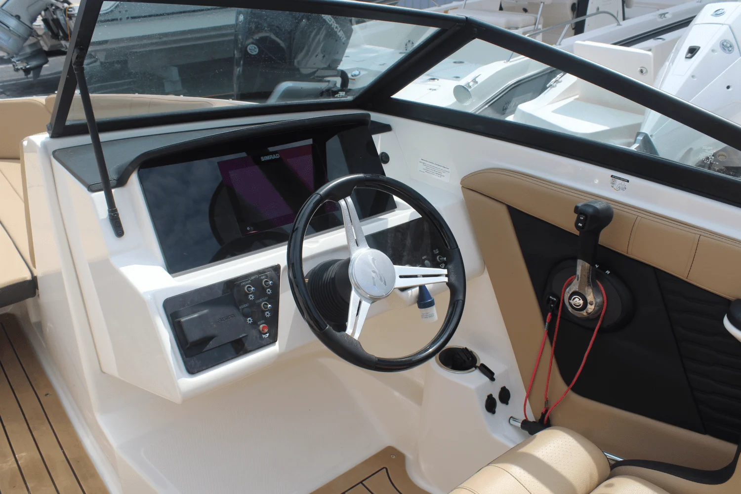 2021 Sea Ray 190 SPX-OB Image Thumbnail #13