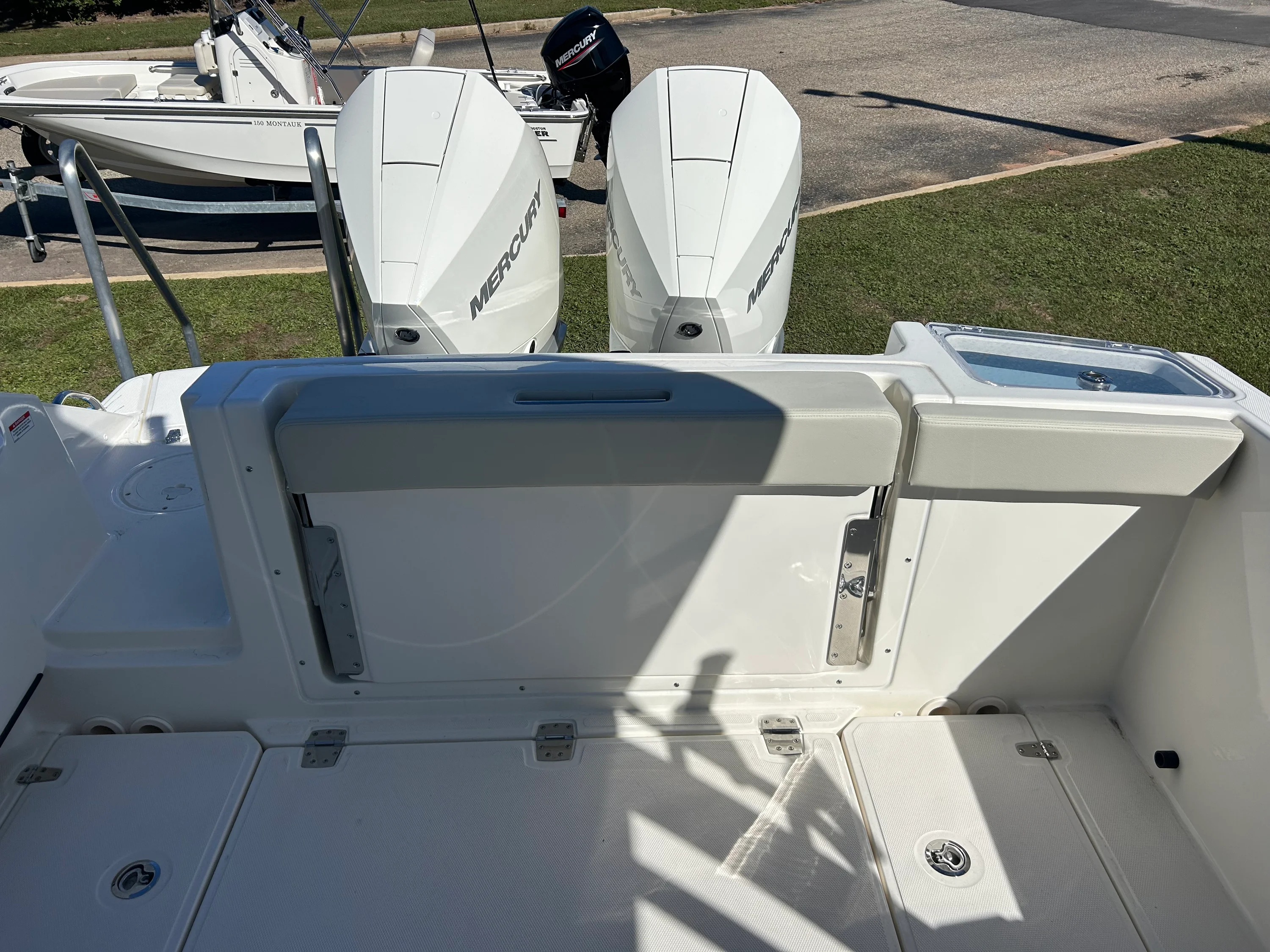 2026 Boston Whaler 280 Vantage Image Thumbnail #9