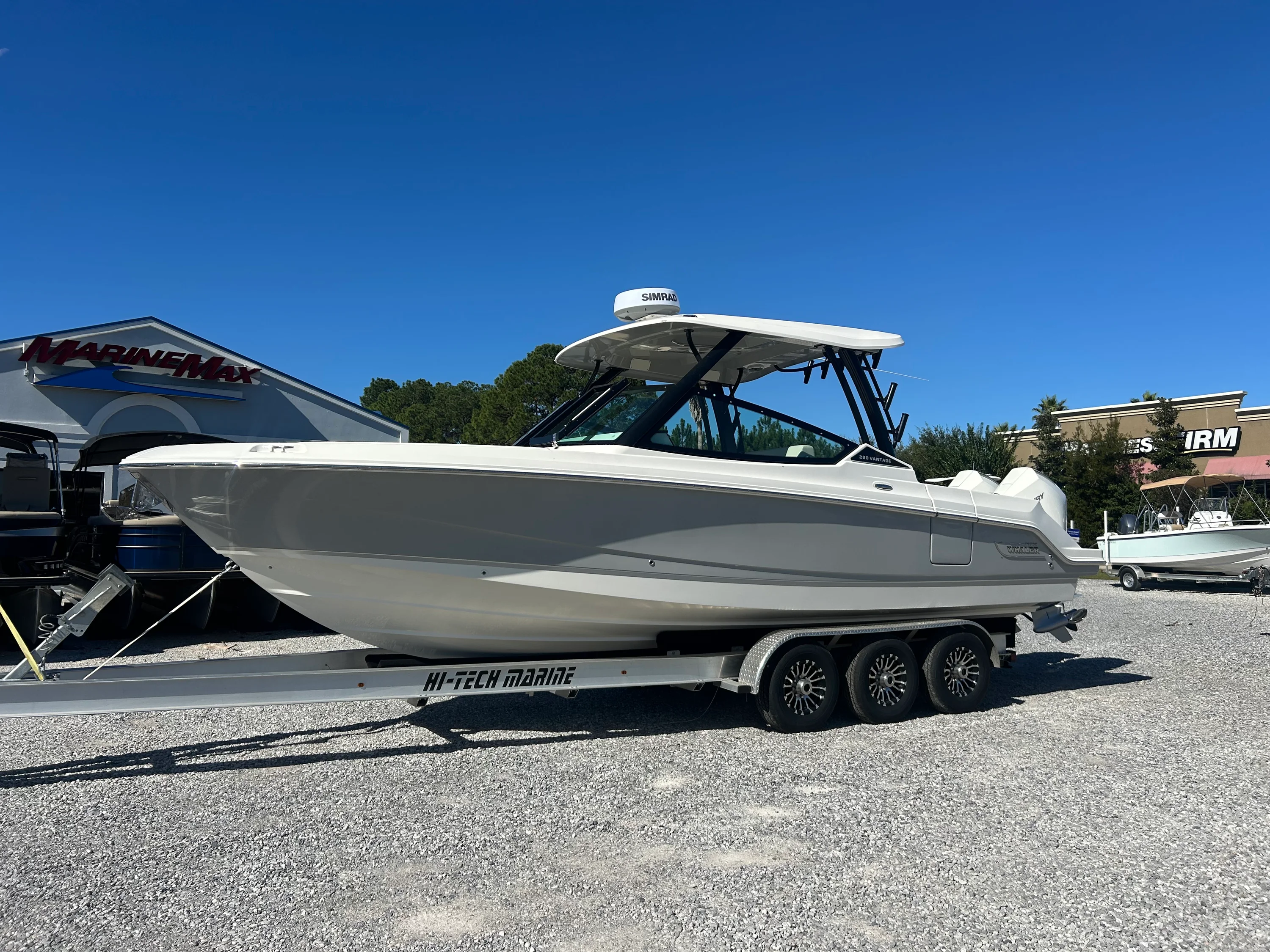 2026 Boston Whaler 280 Vantage Image Thumbnail #3