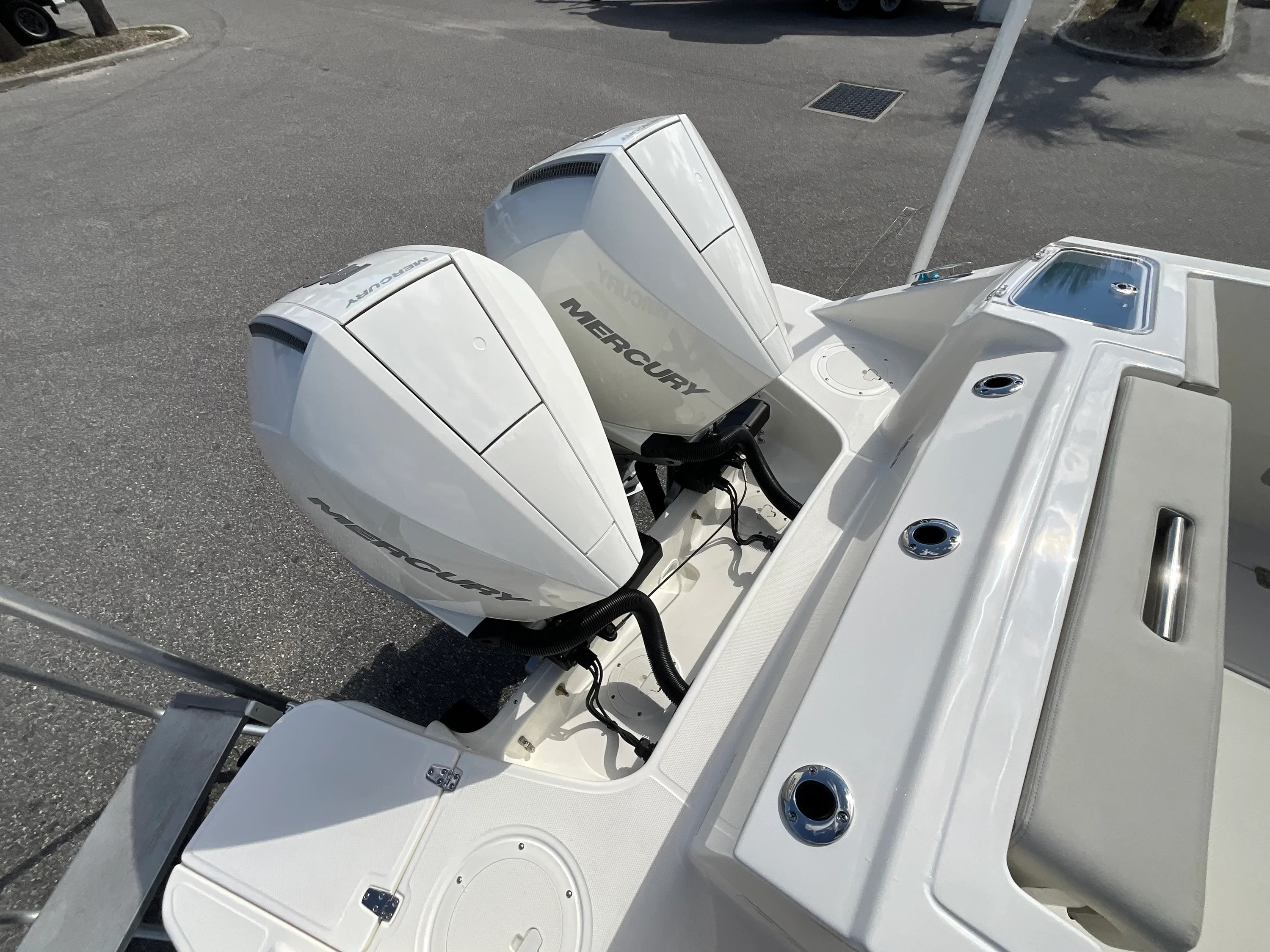 2026 Boston Whaler 280 Vantage Image Thumbnail #7