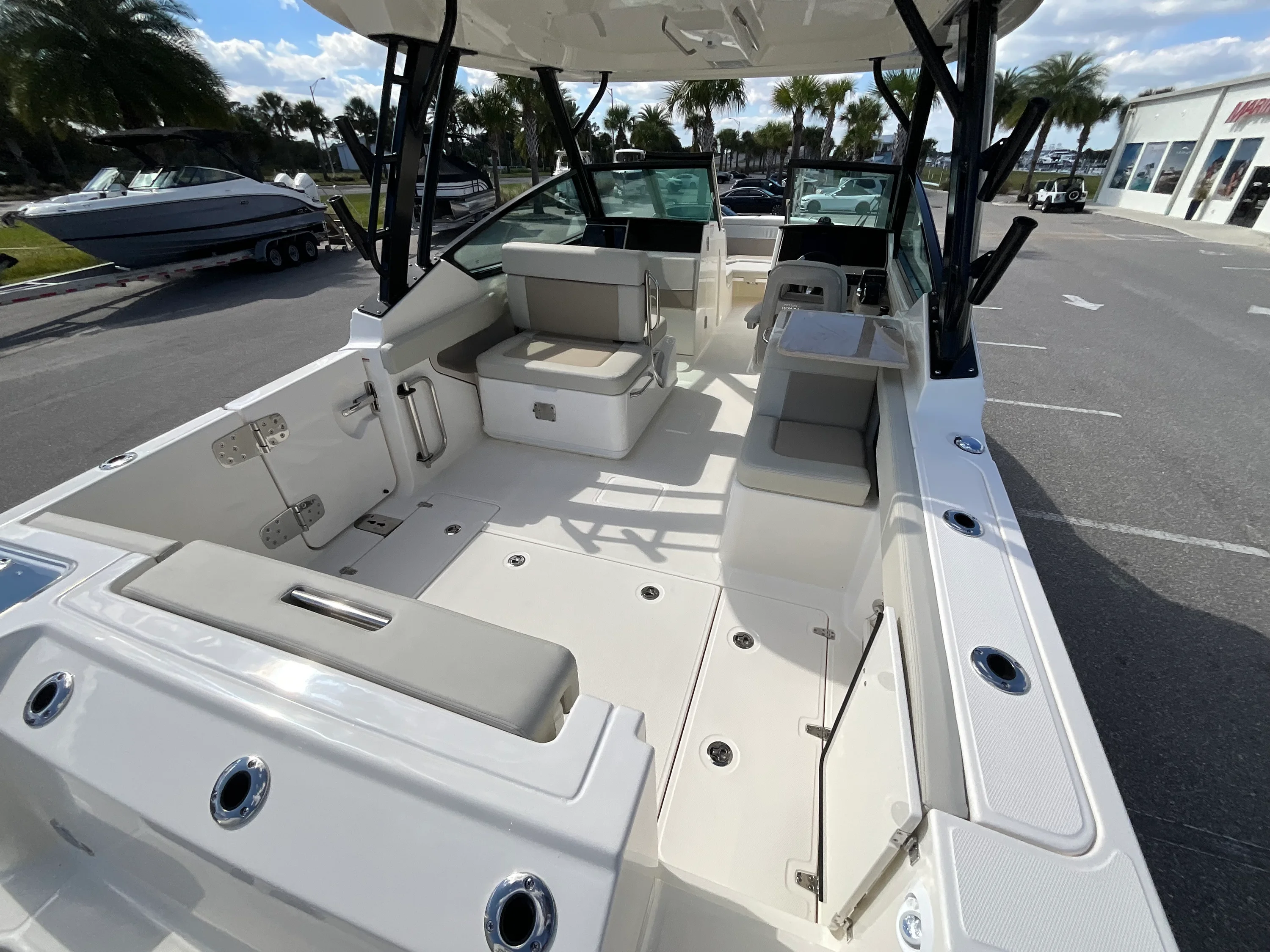 2026 Boston Whaler 280 Vantage Image Thumbnail #15