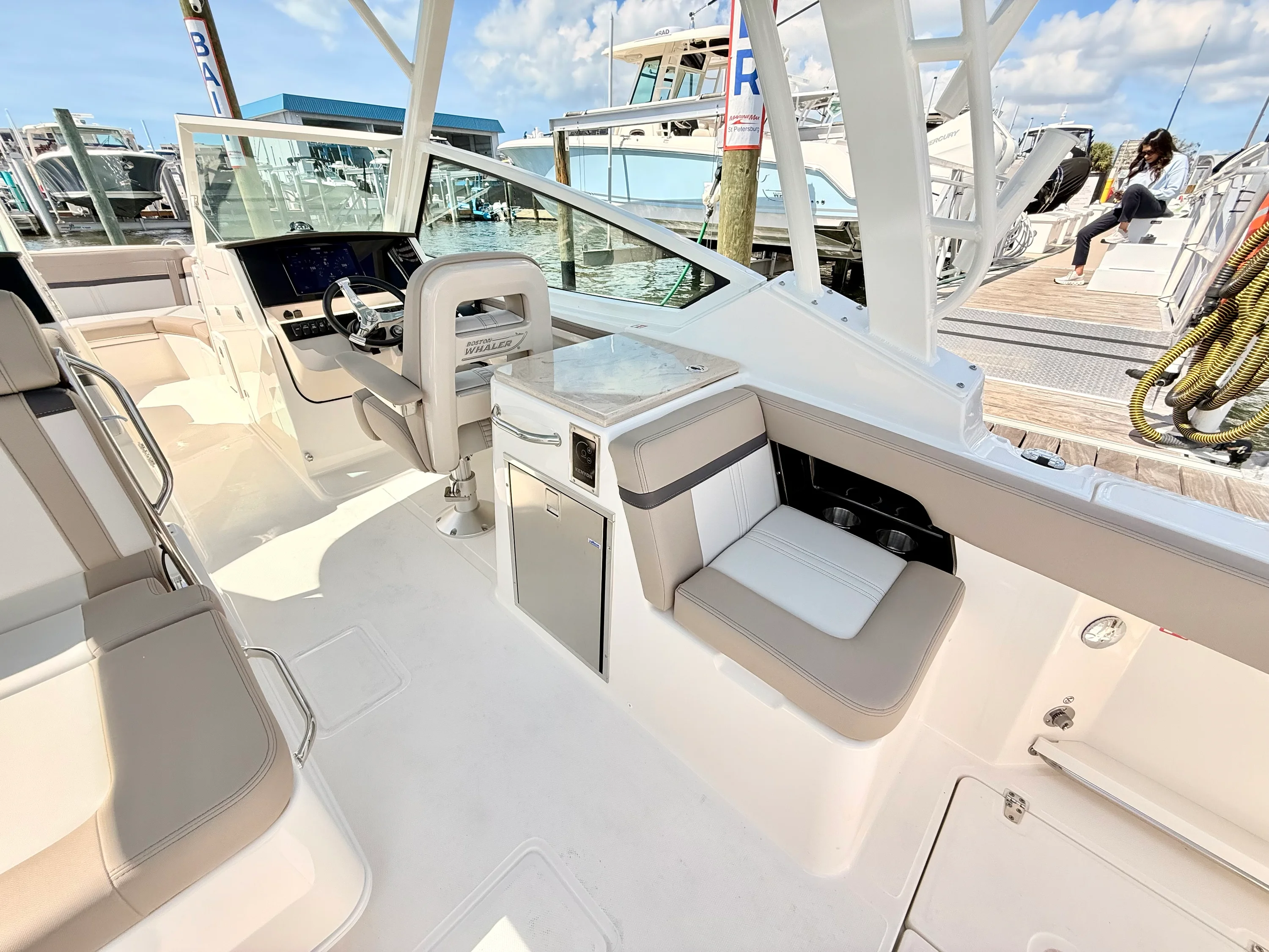 2026 Boston Whaler 280 Vantage Image Thumbnail #41