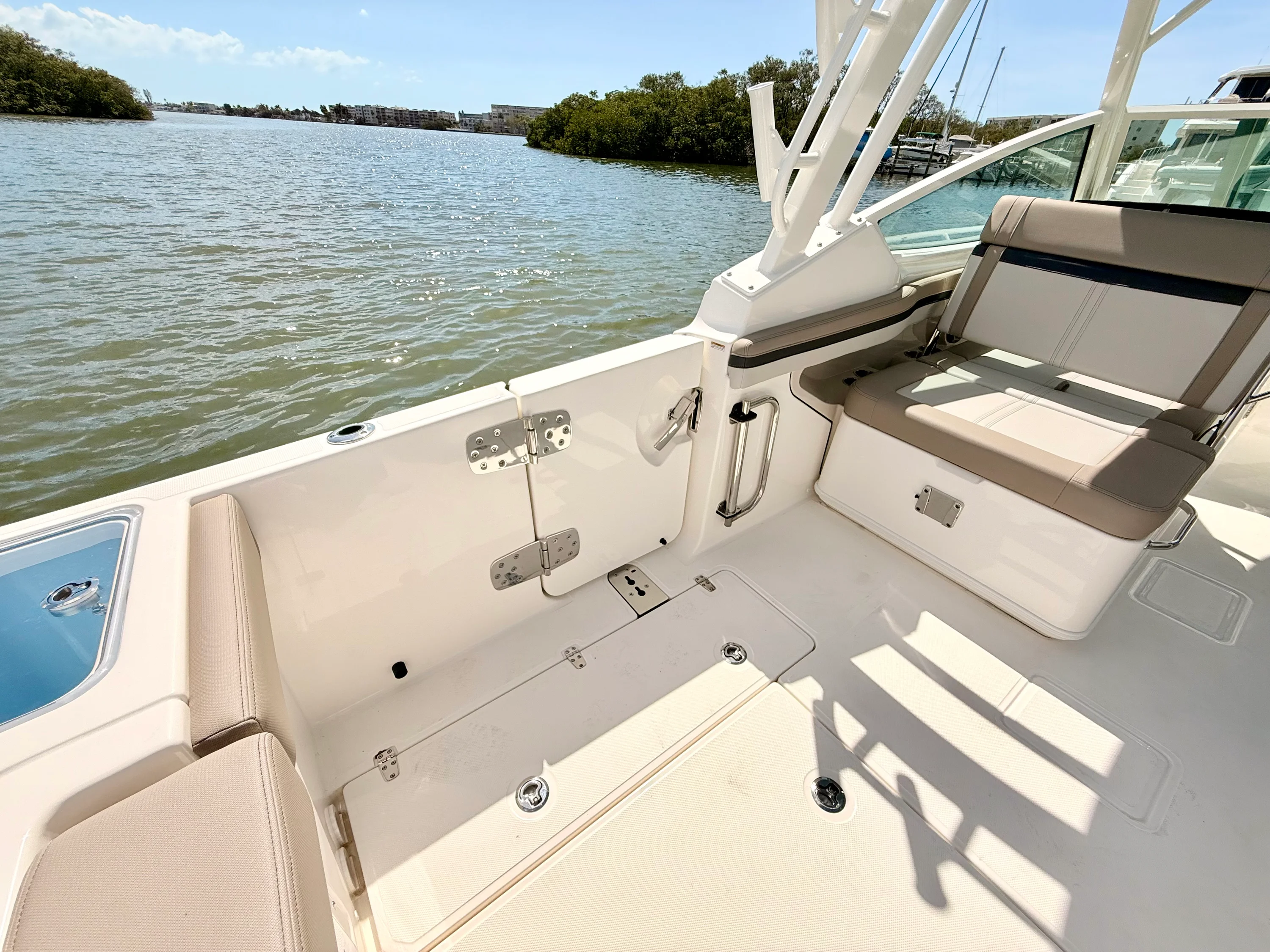 2026 Boston Whaler 280 Vantage Image Thumbnail #33