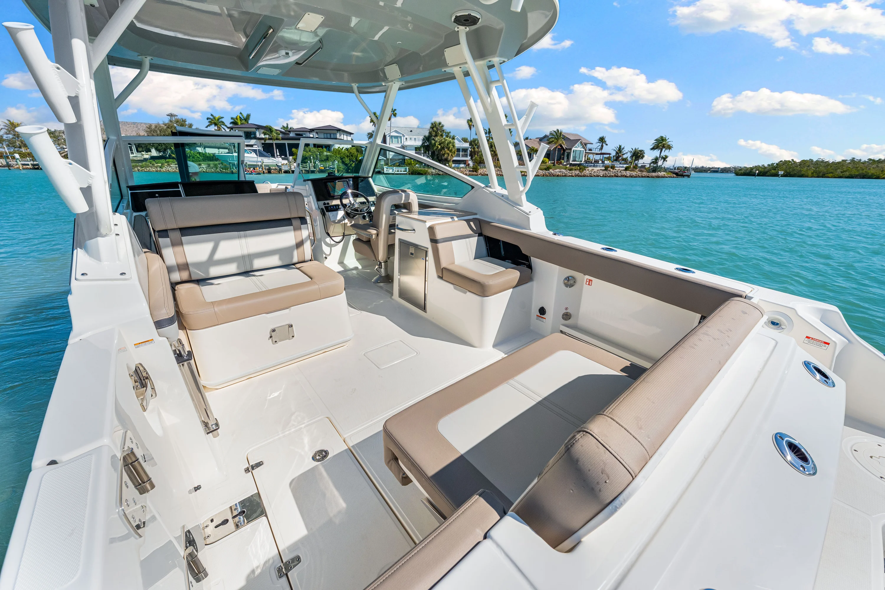 2026 Boston Whaler 280 Vantage Image Thumbnail #7