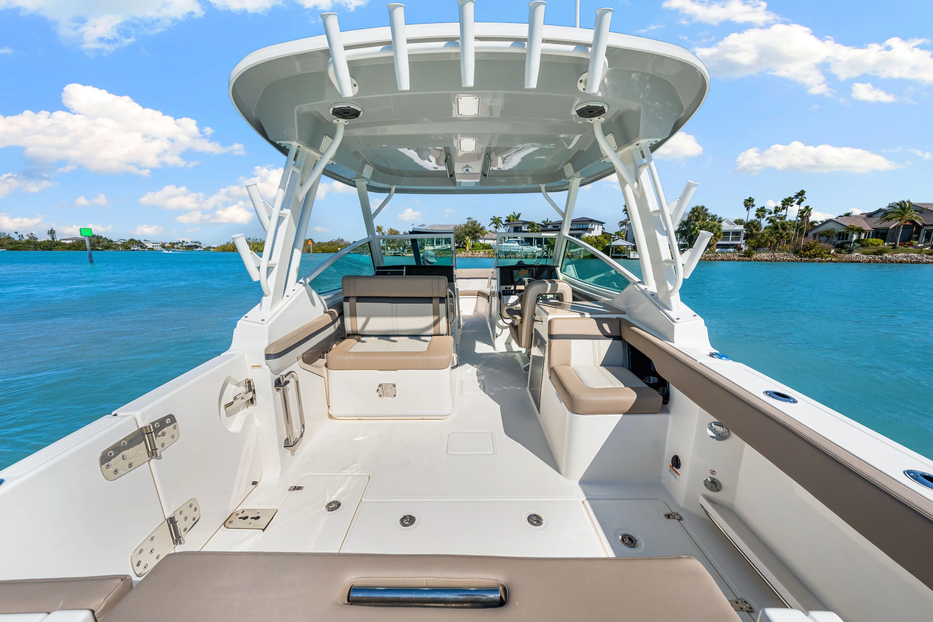 2026 Boston Whaler 280 Vantage Image Thumbnail #5