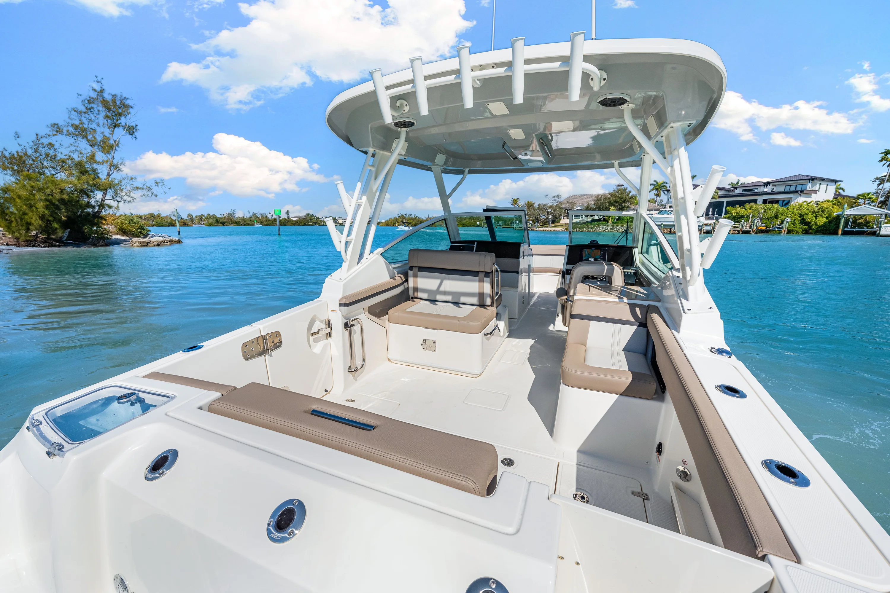 2026 Boston Whaler 280 Vantage Image Thumbnail #4