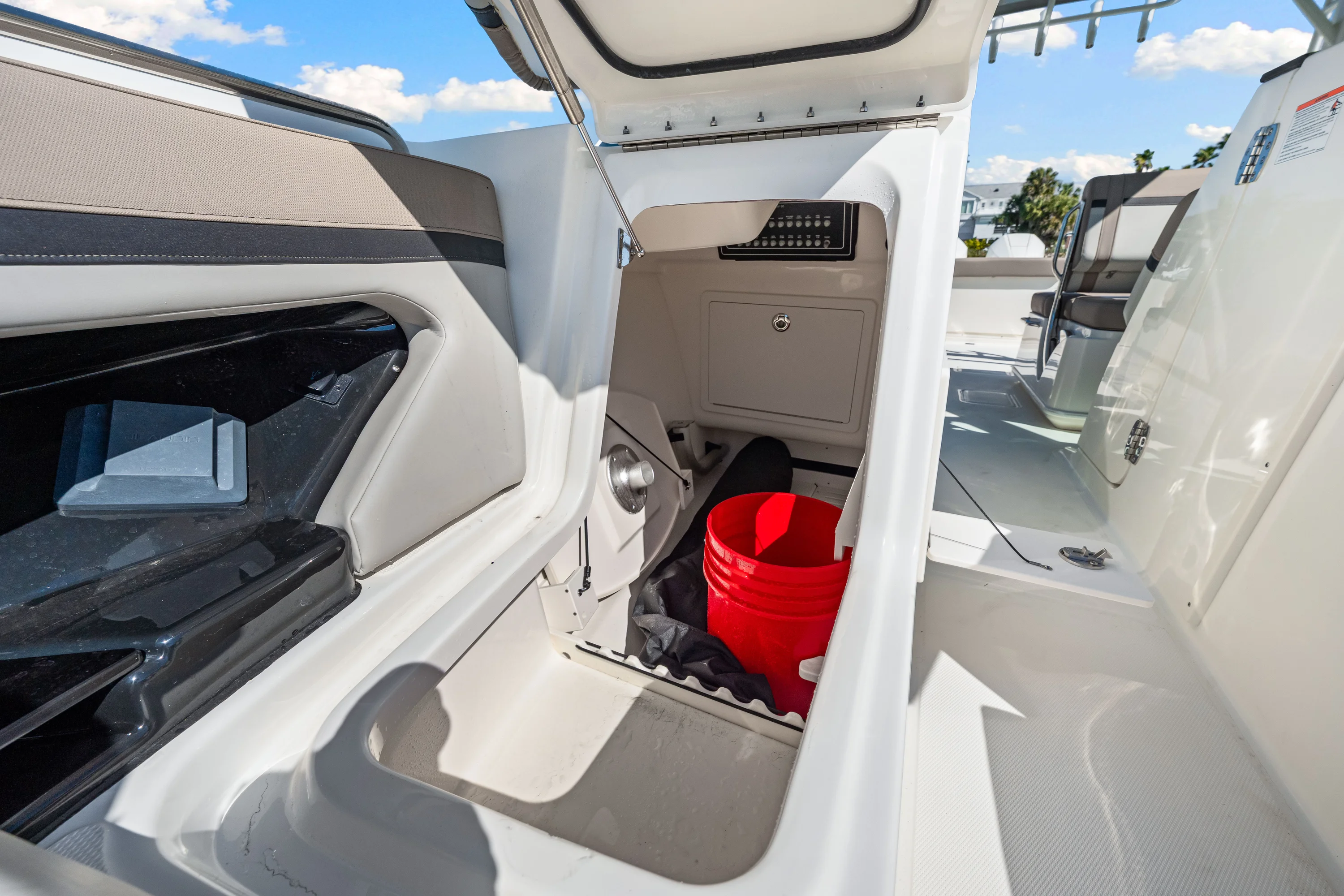 2026 Boston Whaler 280 Vantage Image Thumbnail #58