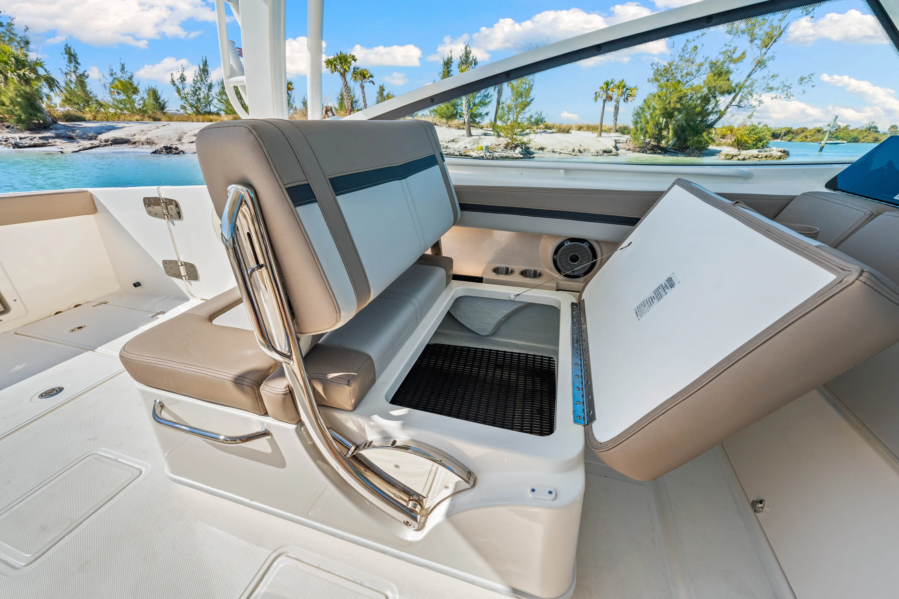 2026 Boston Whaler 280 Vantage Image Thumbnail #69