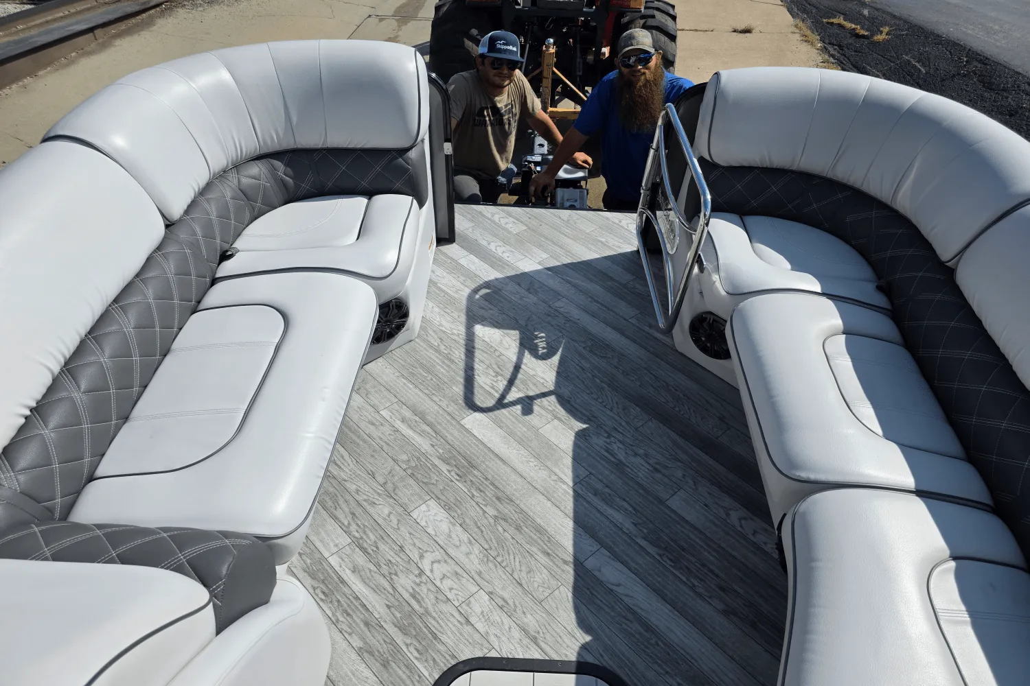 2018 SunCatcher E326GT TRITOON Image Thumbnail #19