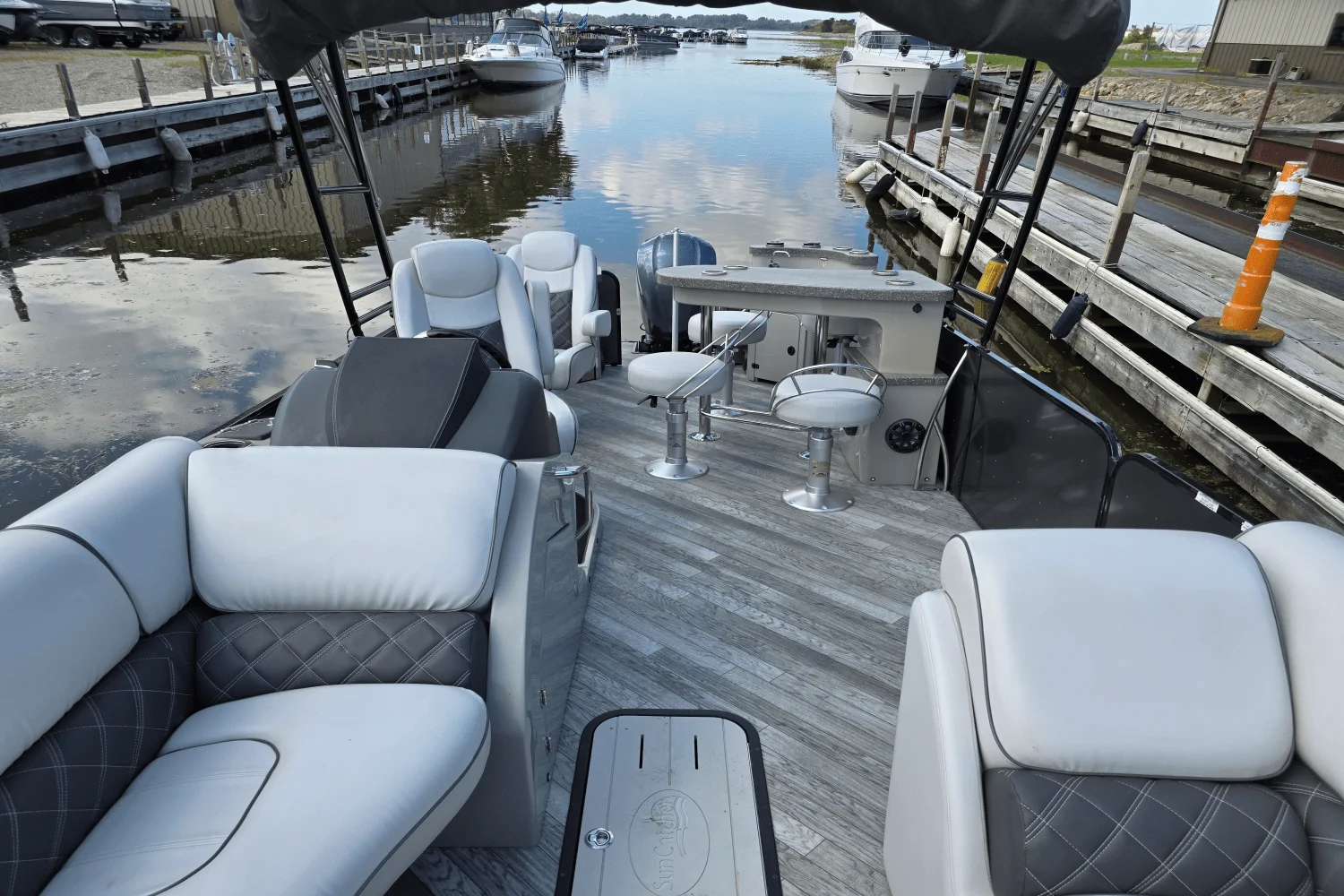 2018 SunCatcher E326GT TRITOON Image Thumbnail #1