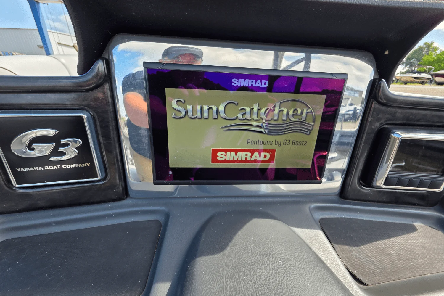 2018 SunCatcher E326GT TRITOON Image Thumbnail #13
