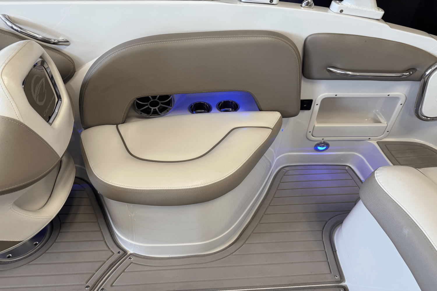 2018 Crownline E23 Image Thumbnail #34