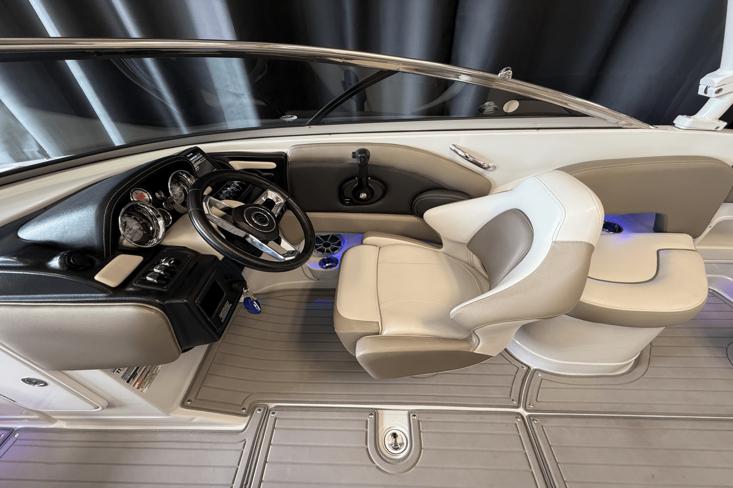 2018 Crownline E23 Image Thumbnail #60