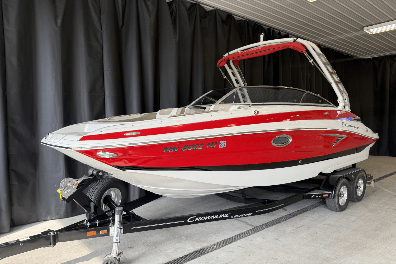 2018 Crownline E23 Image Thumbnail #2